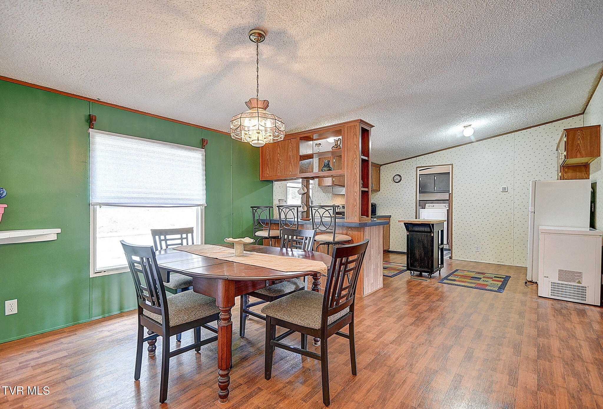 2004 Sweetbriar Road