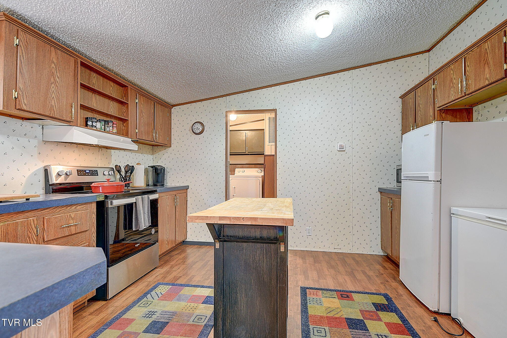 2004 Sweetbriar Road