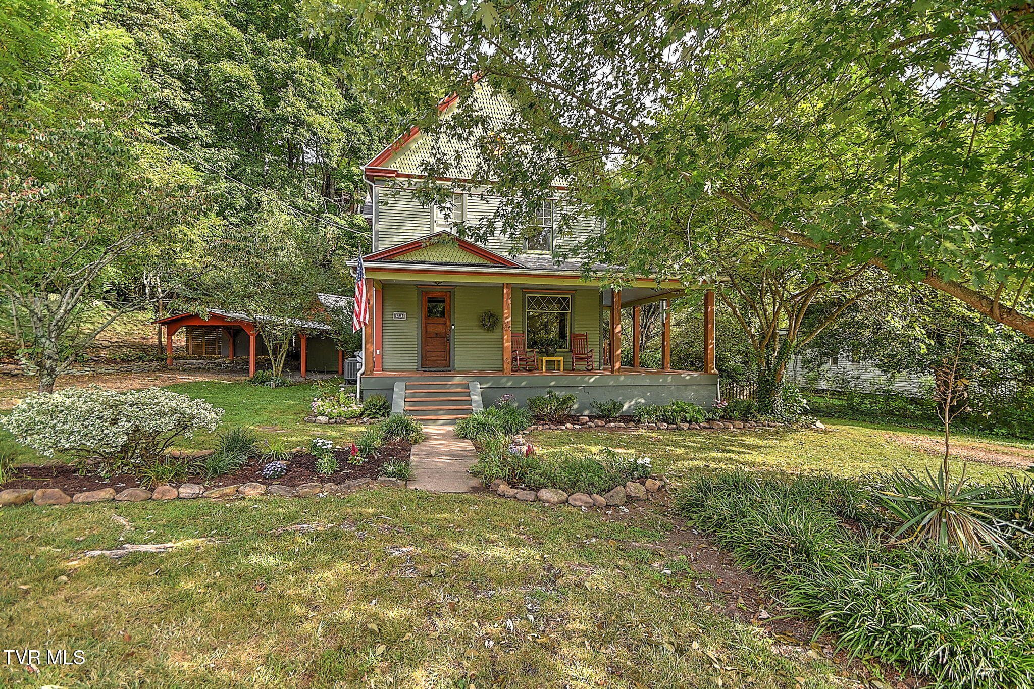 561 Clifton Street