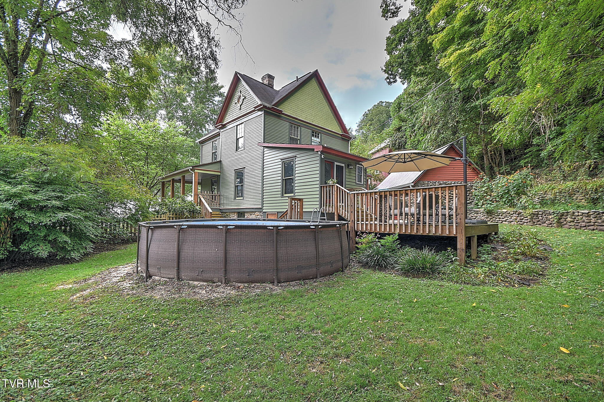 561 Clifton Street