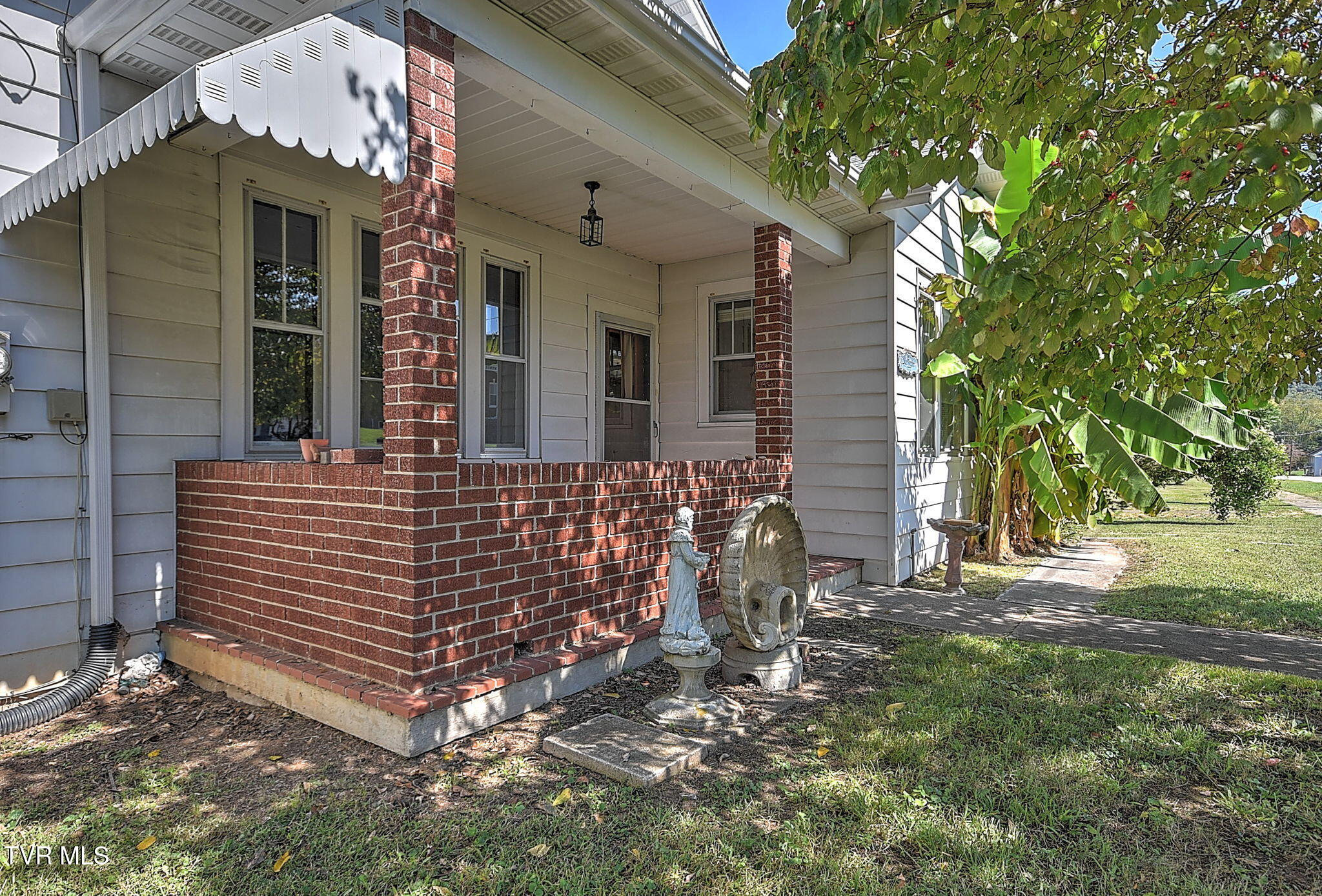 277 Main Street