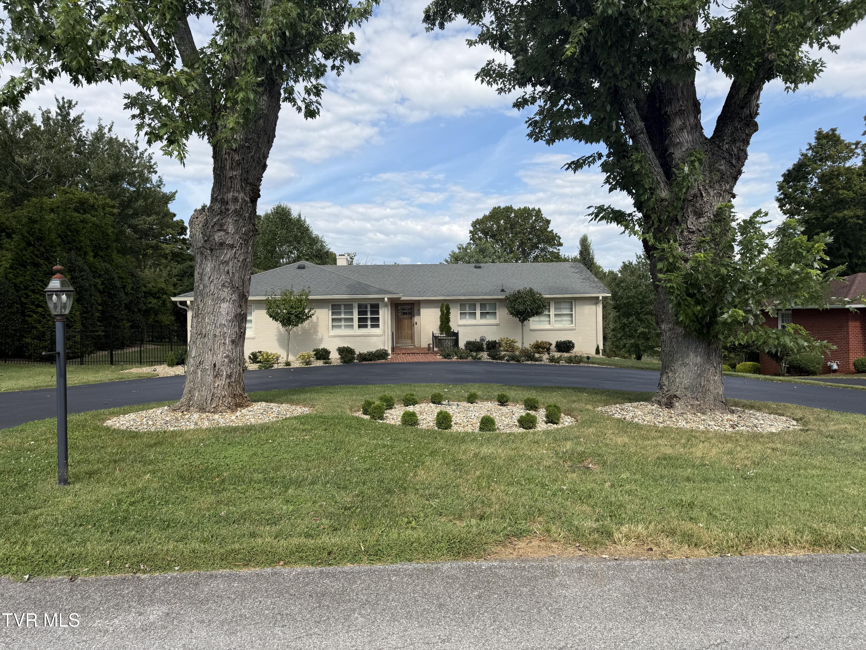 209 Shirley Drive