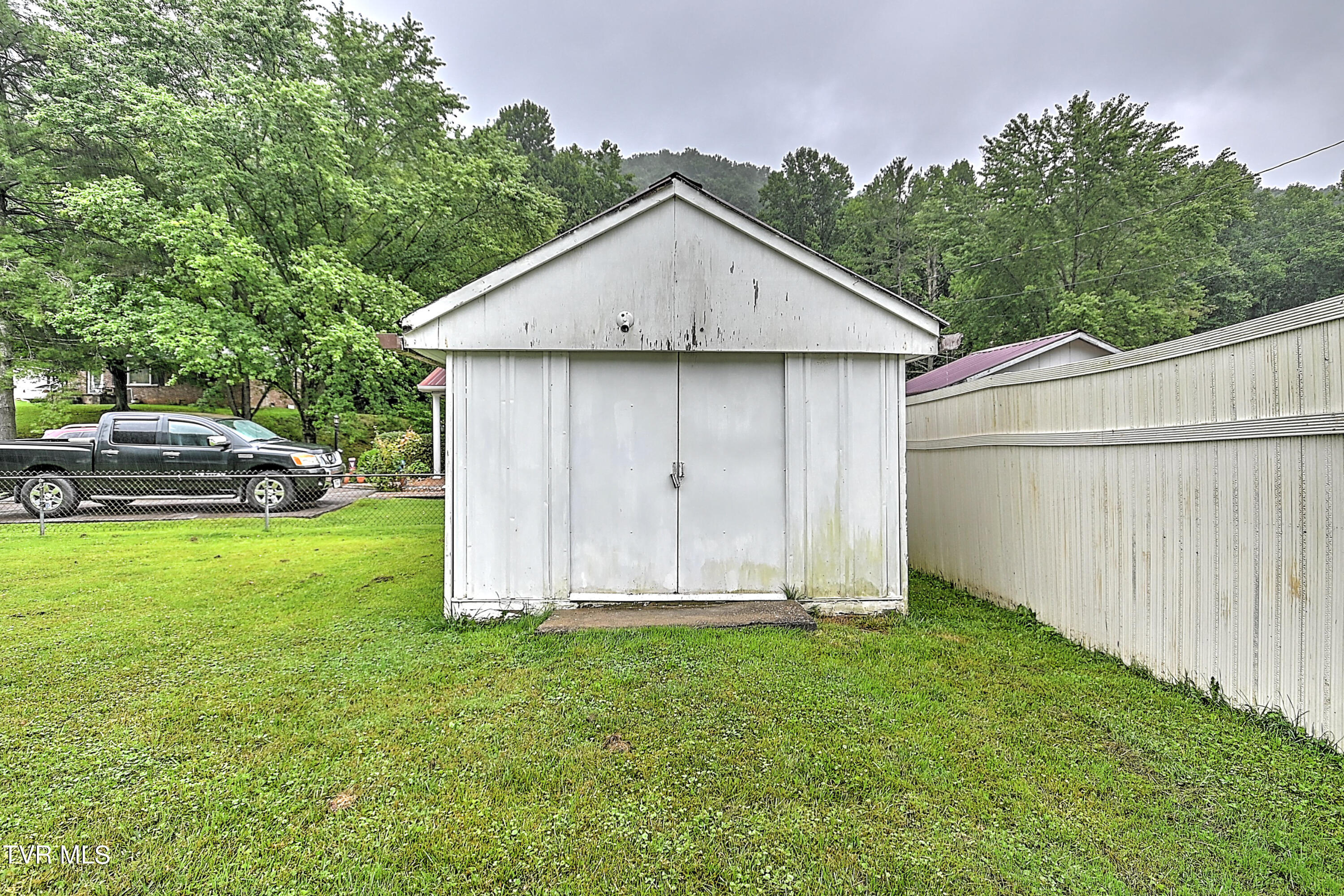 433 Indian Creek Road