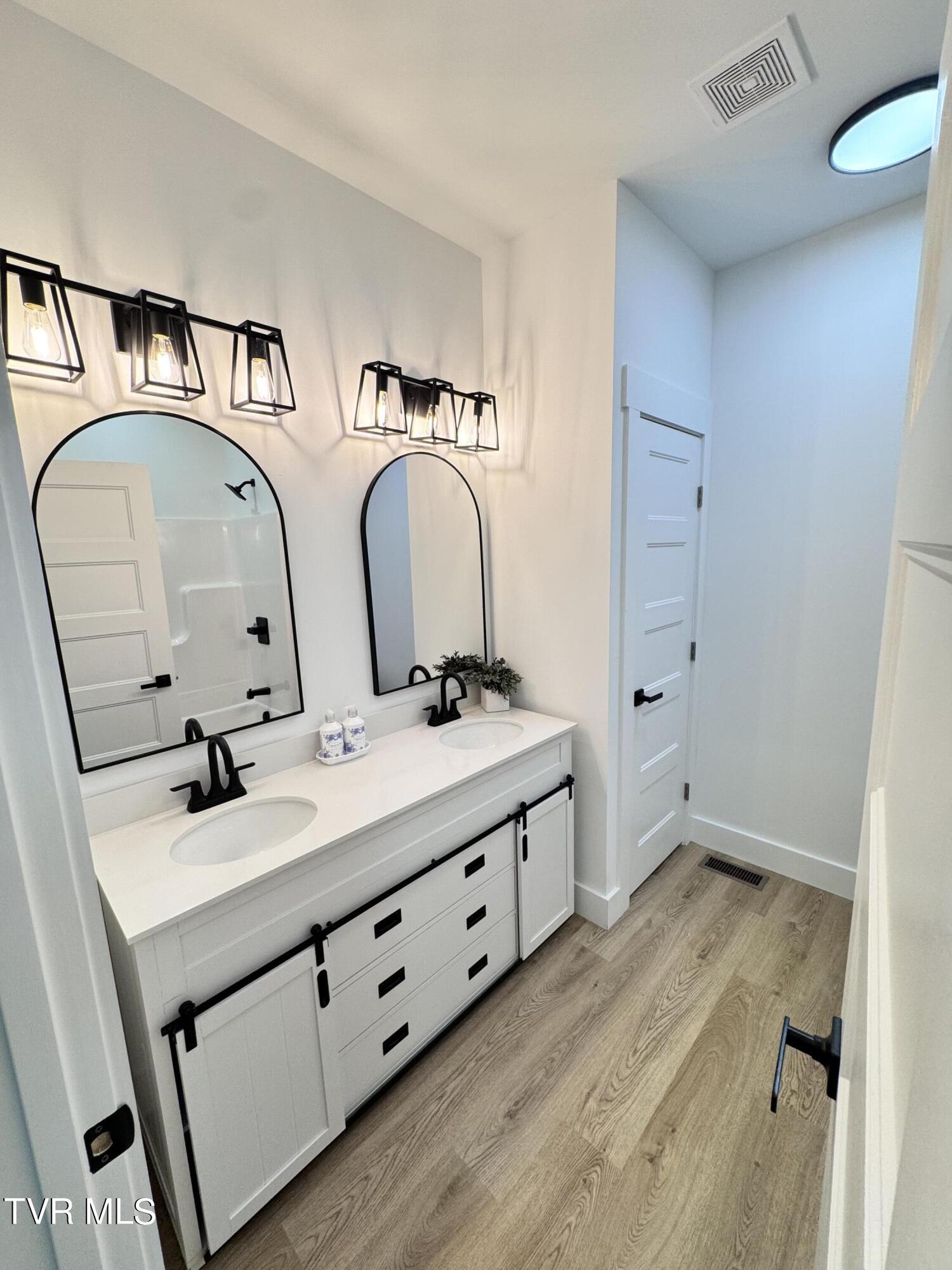 1612 East Millard Street