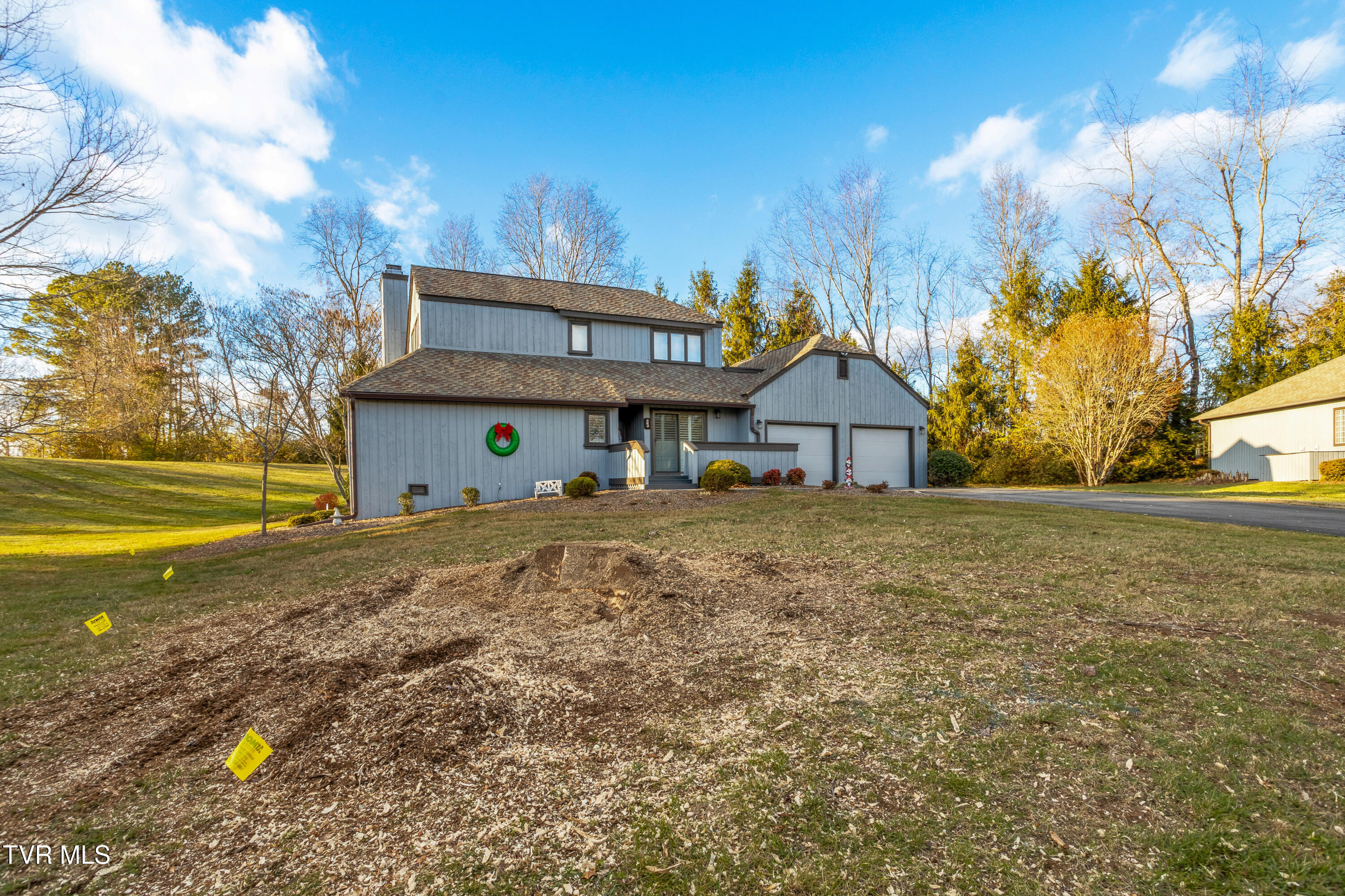 264 South Hampton Drive, 1