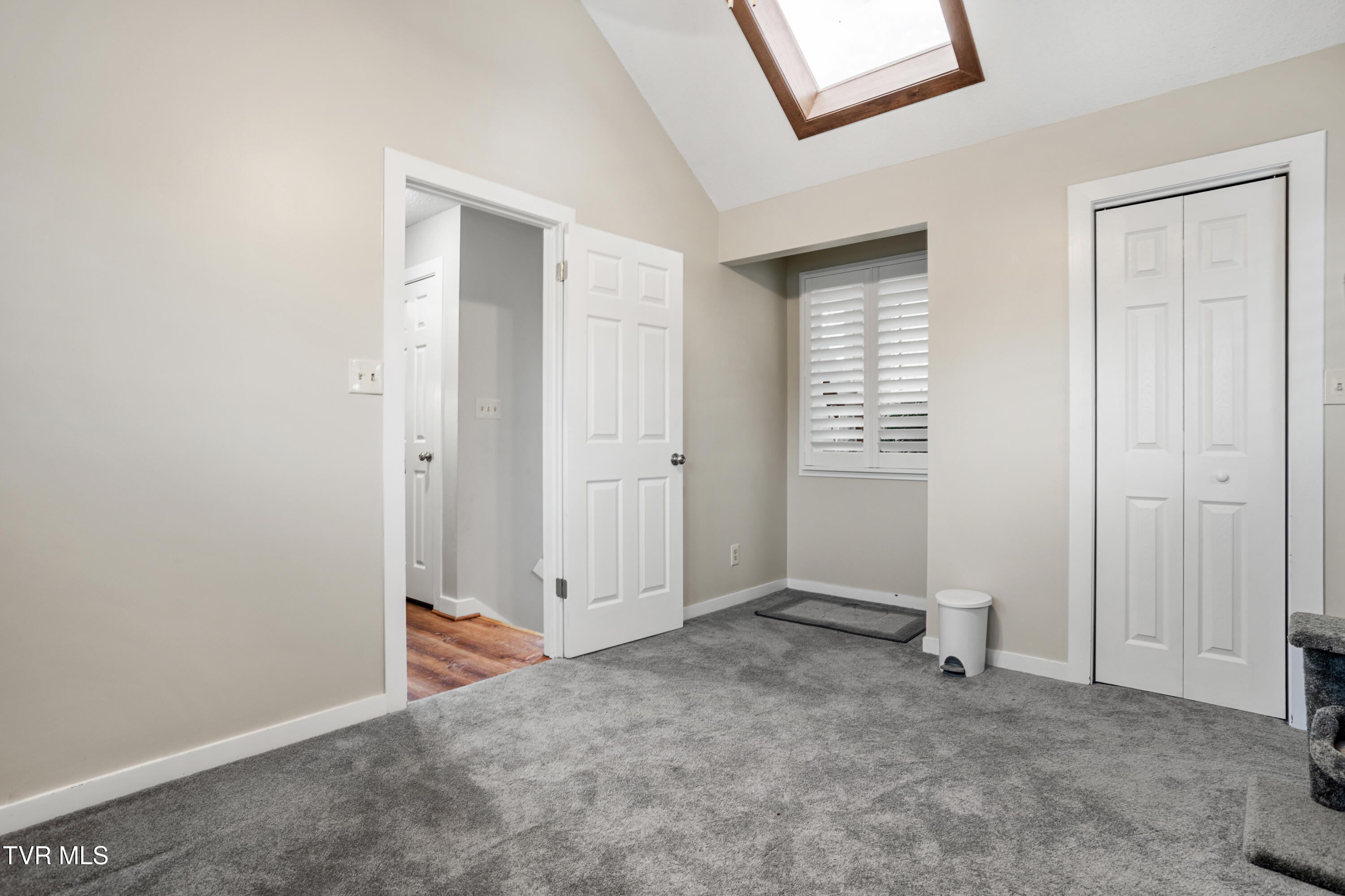 264 South Hampton Drive, 1