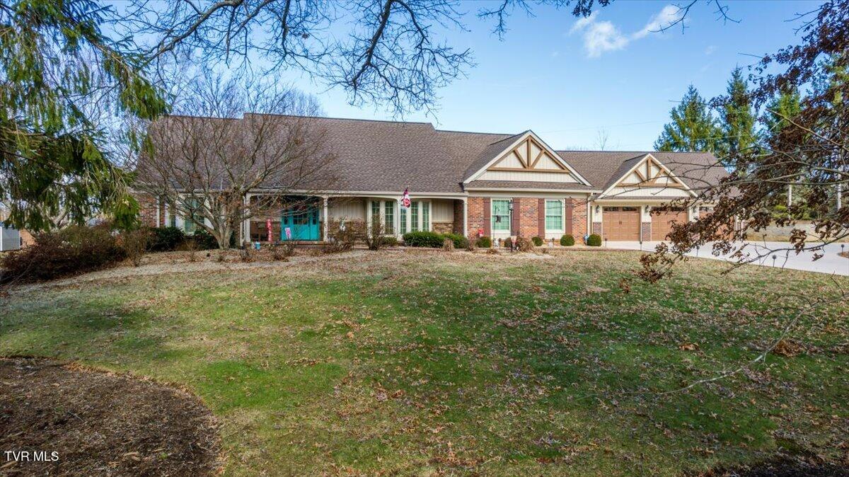 61 Fairway Drive