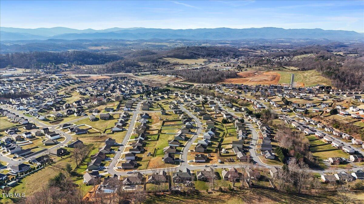 1527 Meadow Creek Lane