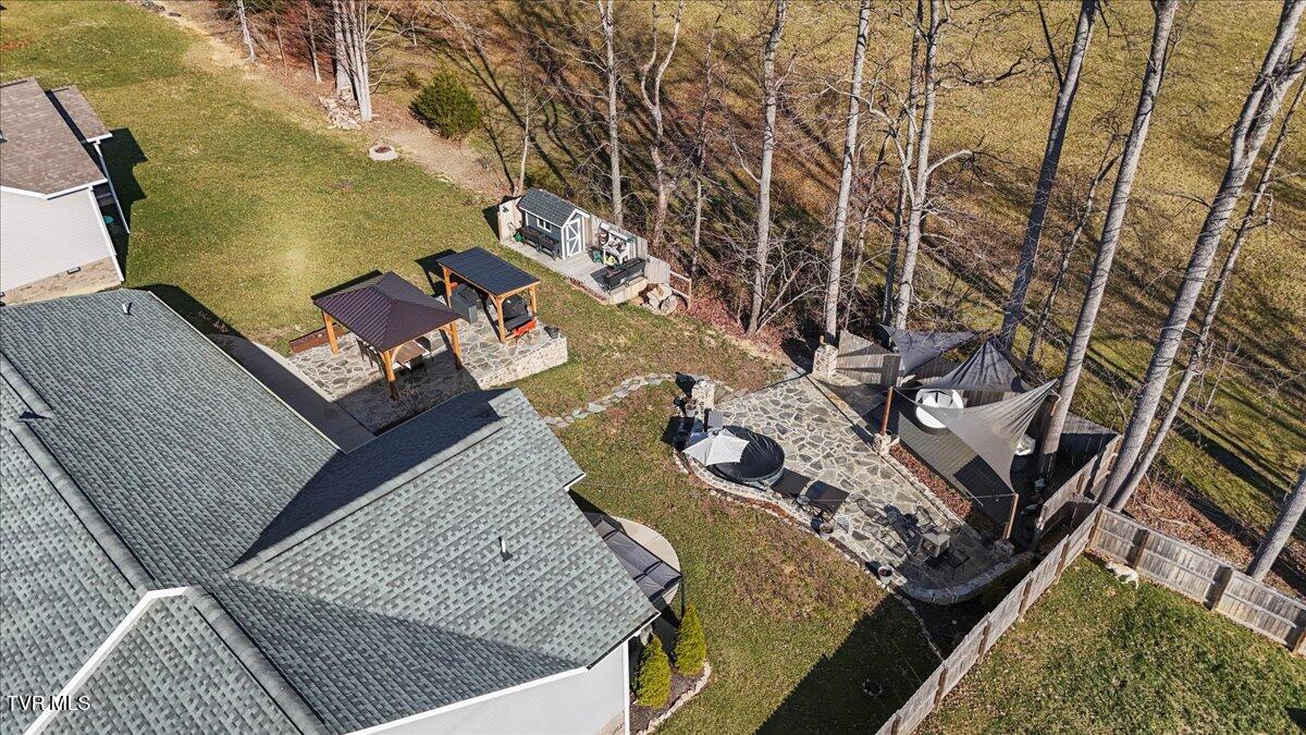 1527 Meadow Creek Lane