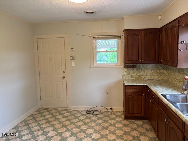 300 East Cedar Street