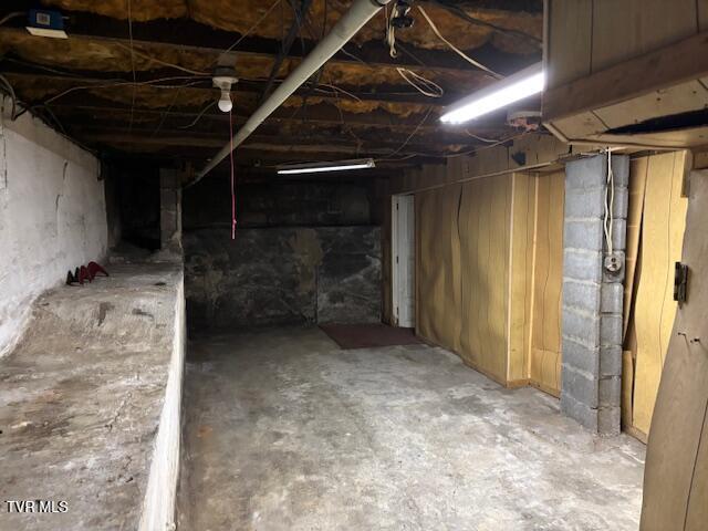 300 East Cedar Street