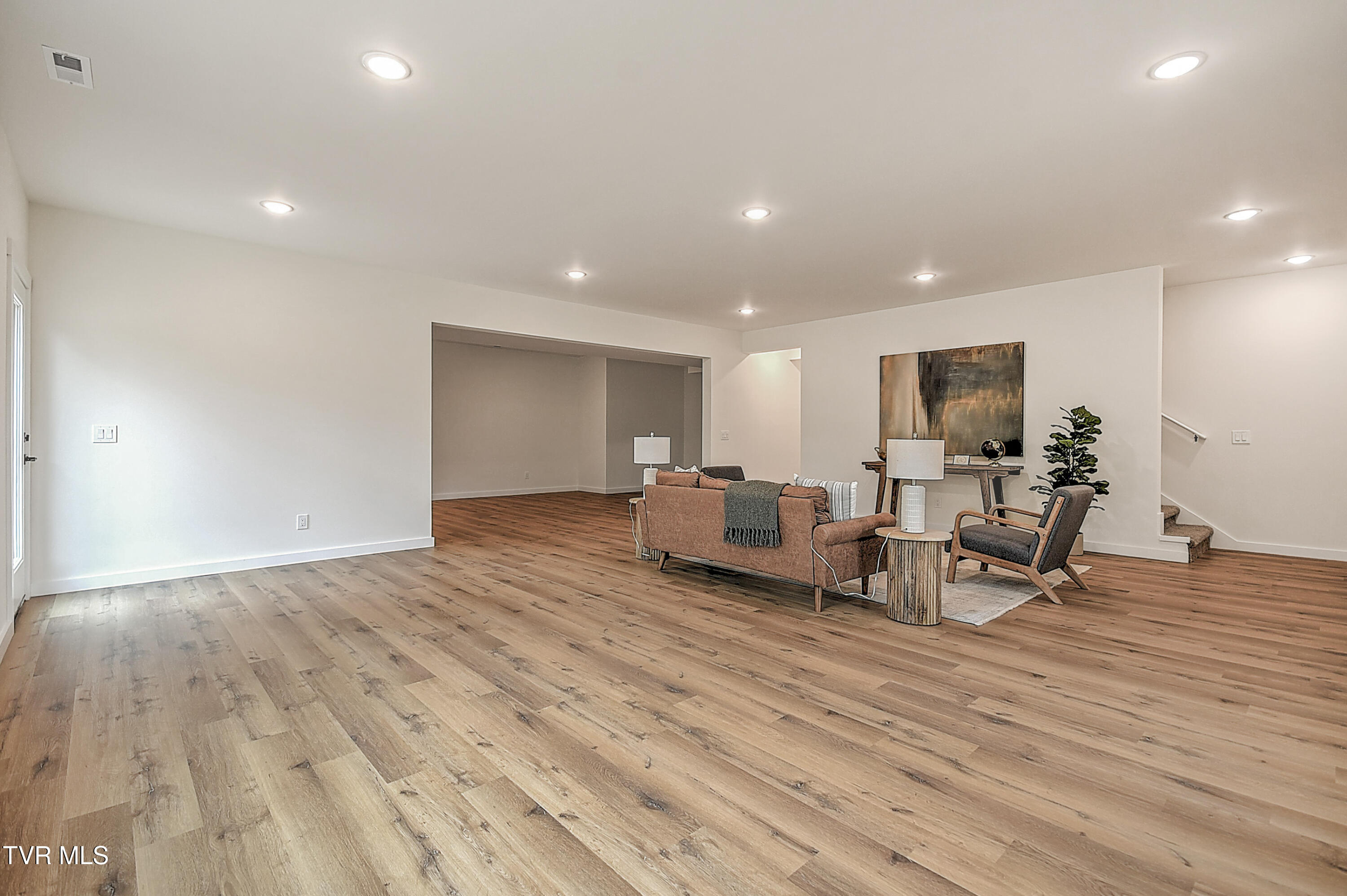425 Arlington Avenue