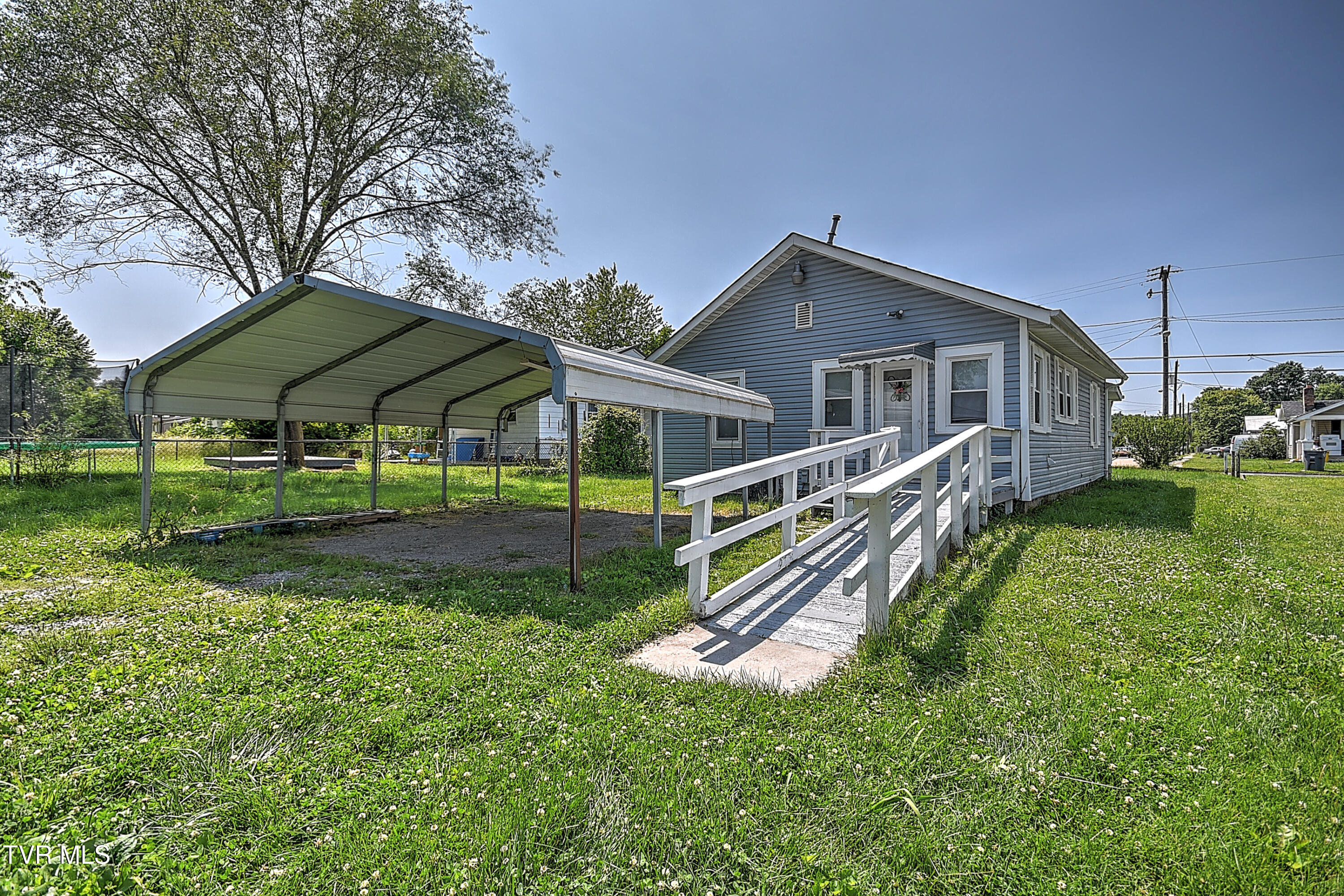 1725 Highland Street