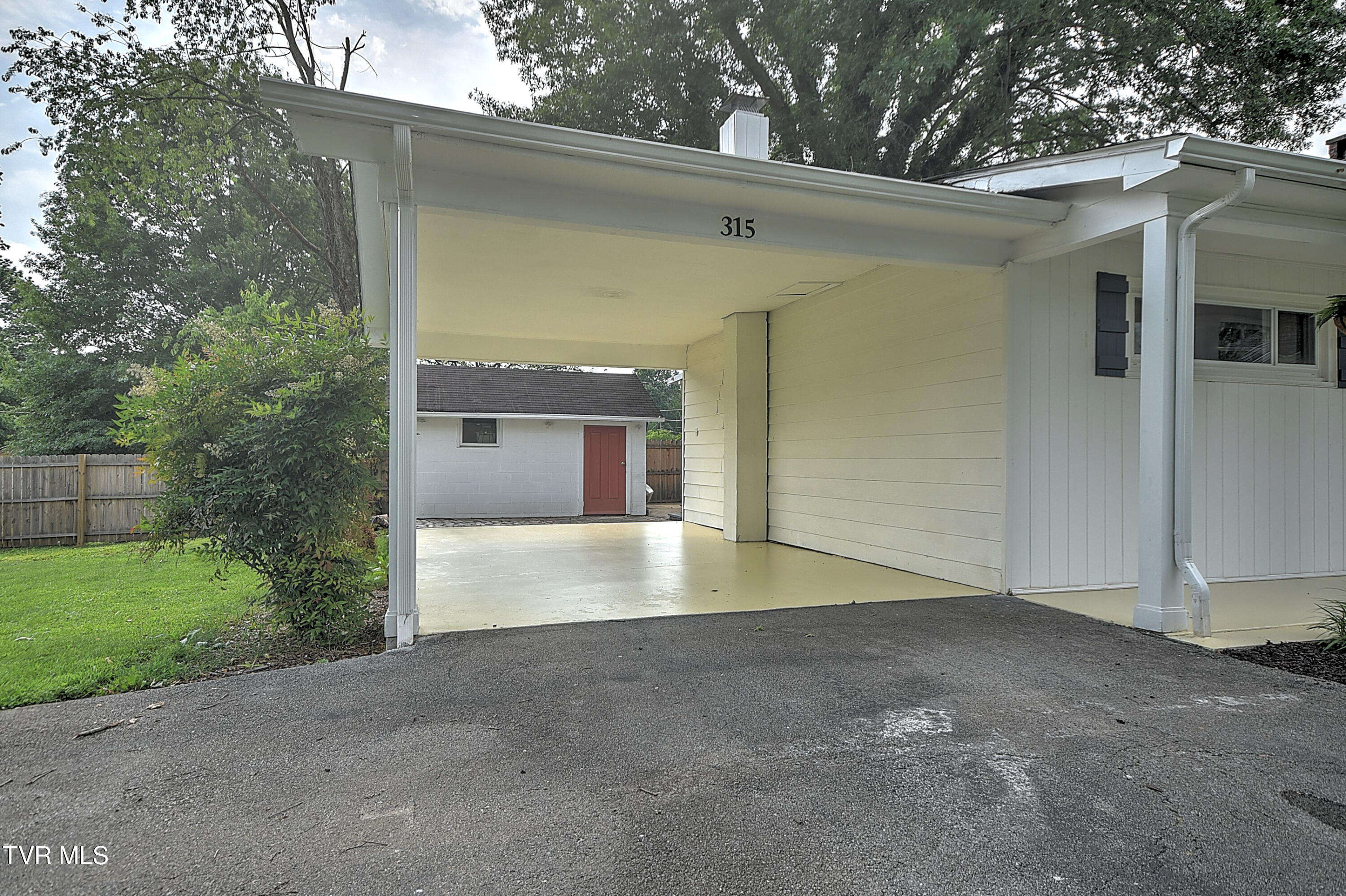 315 Liberty Avenue