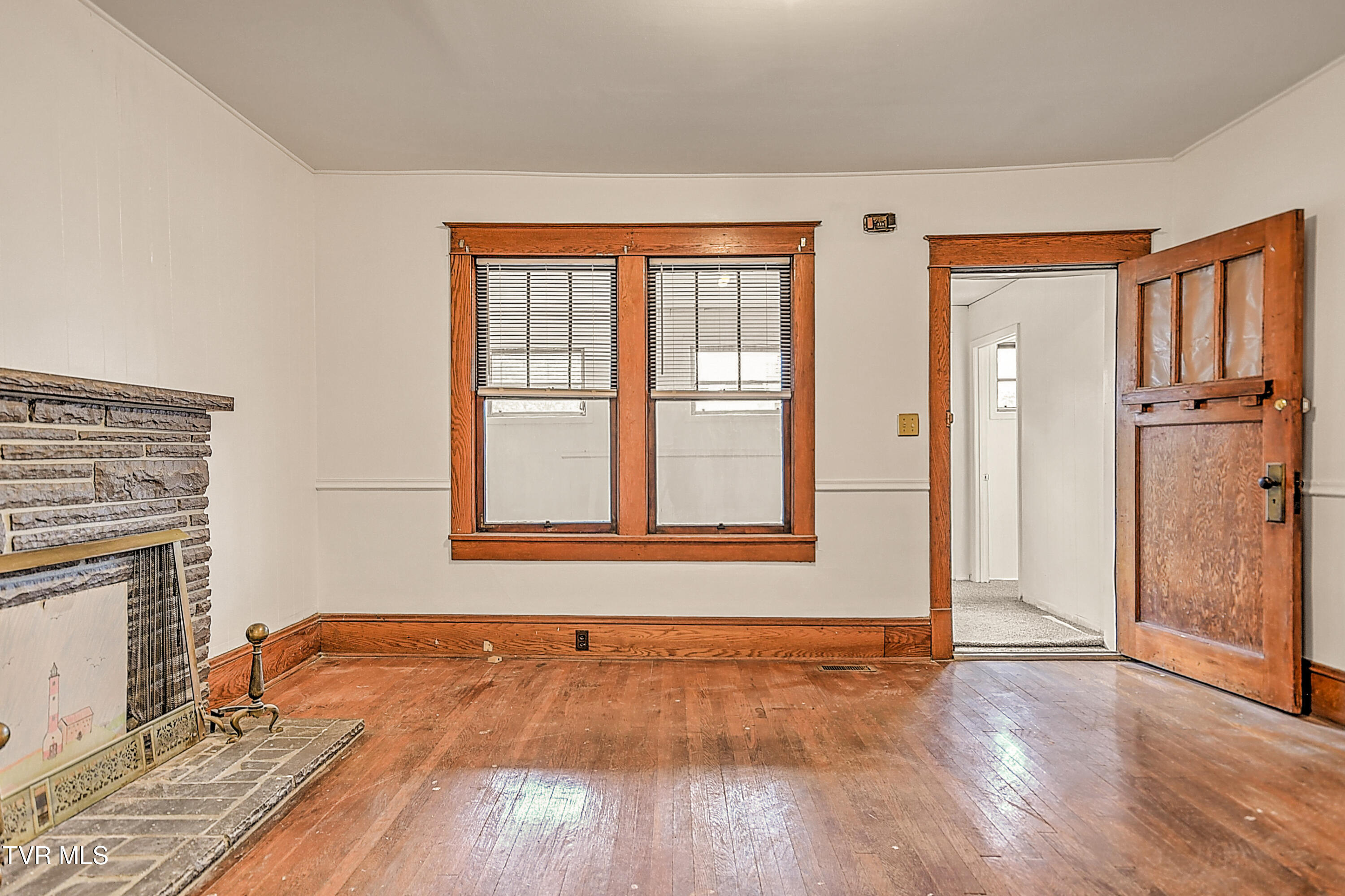 1149 Moorland Avenue