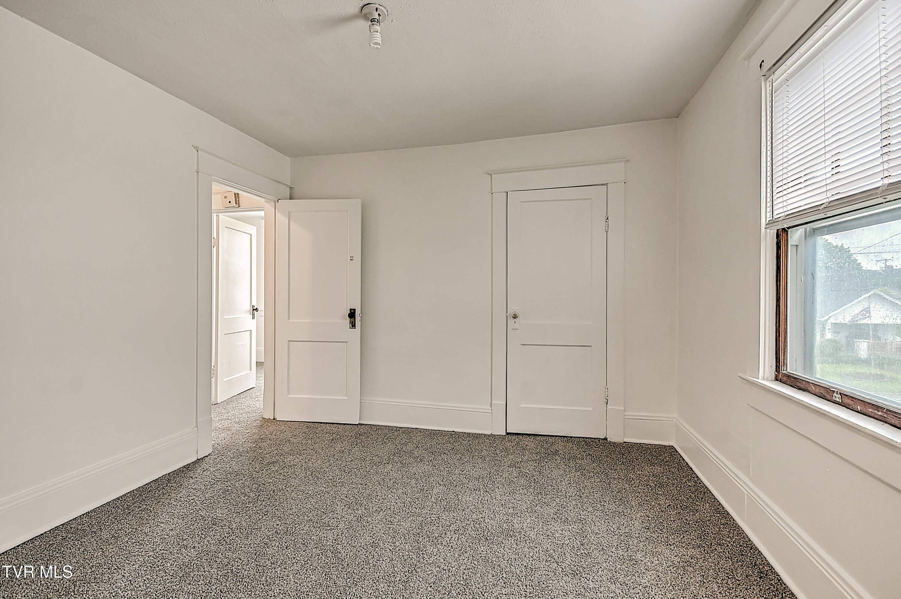 1149 Moorland Avenue