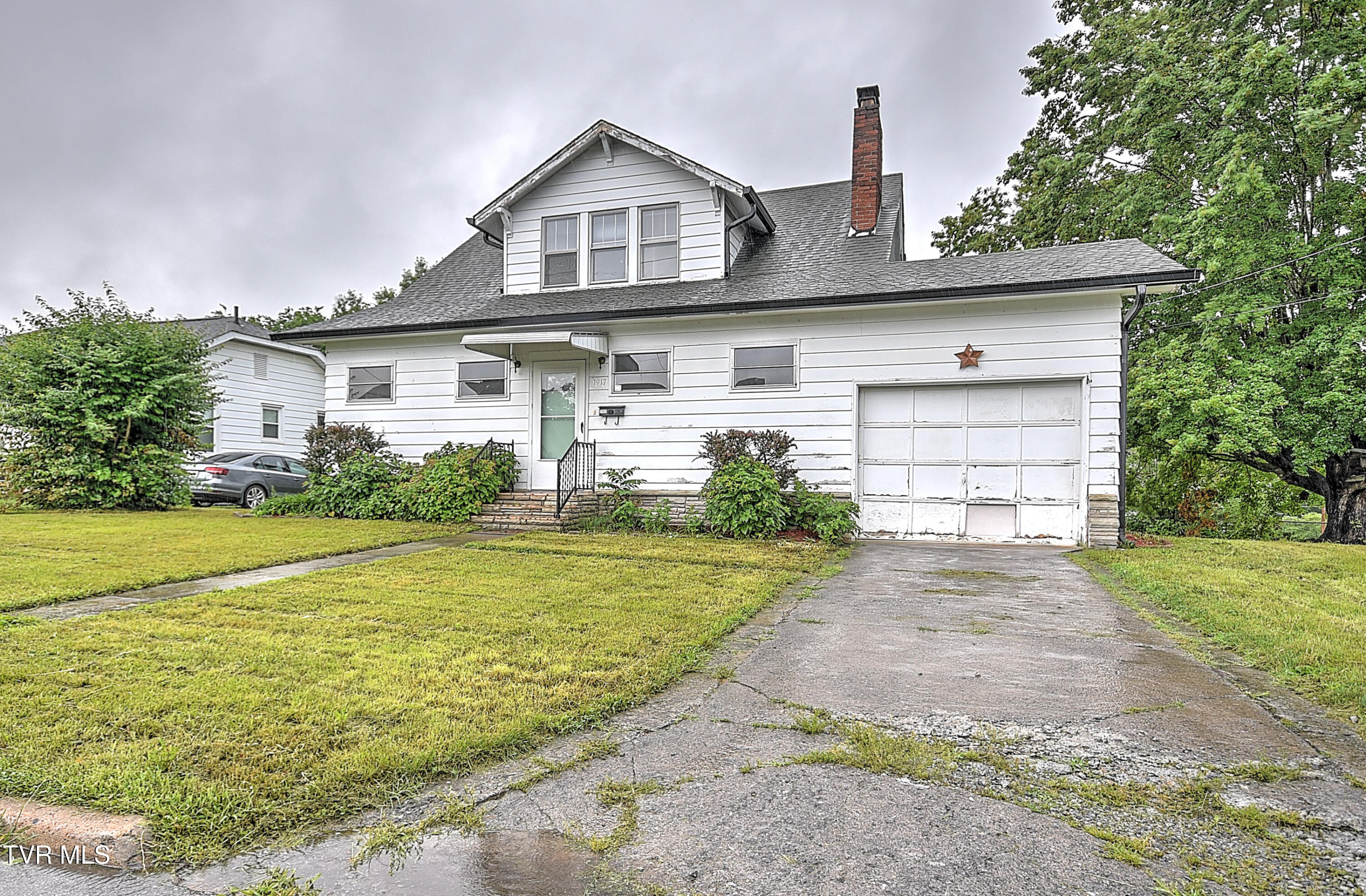 1149 Moorland Avenue