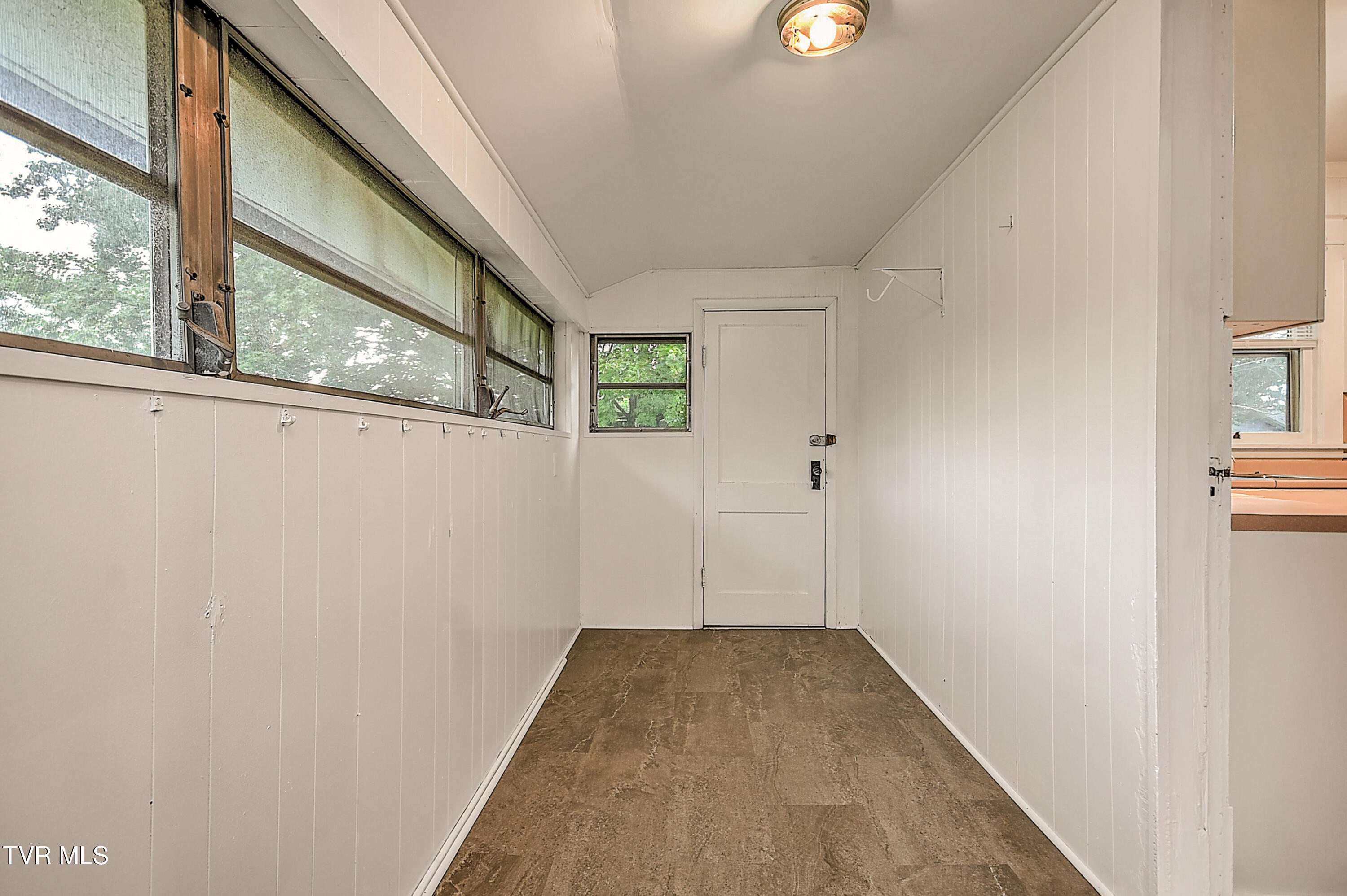 1149 Moorland Avenue