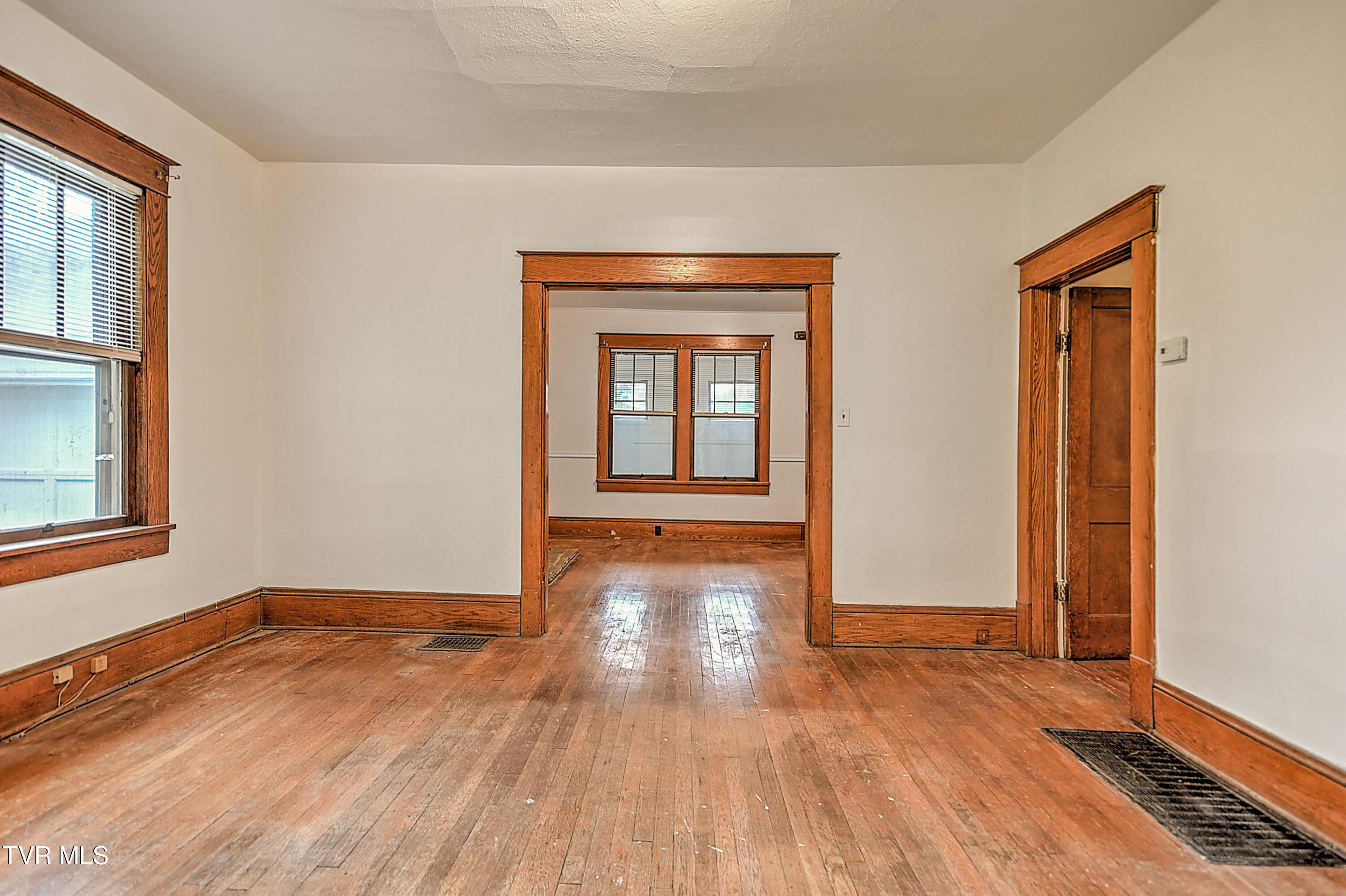 1149 Moorland Avenue