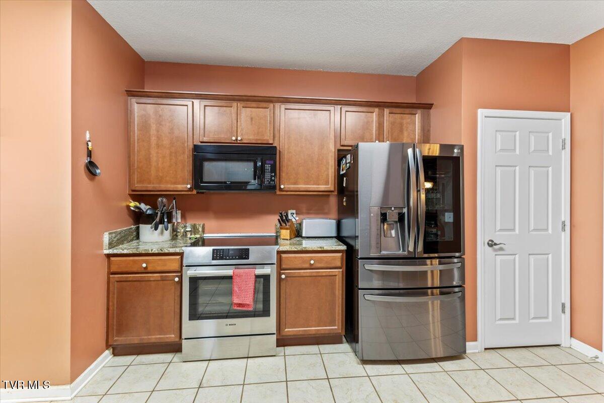 147 Pembrooke Circle