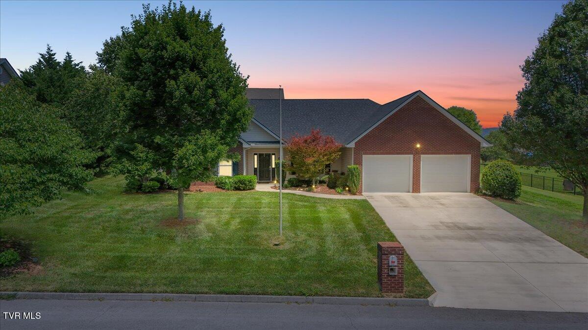 147 Pembrooke Circle