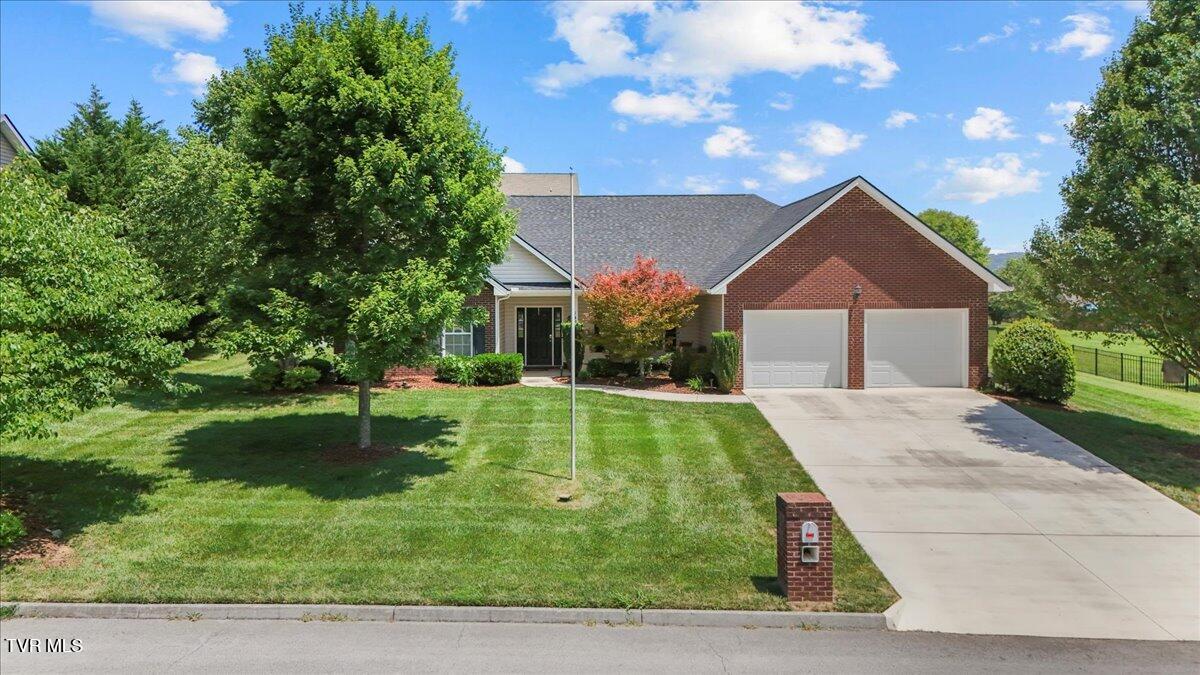 147 Pembrooke Circle