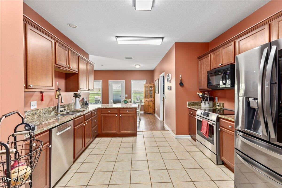 147 Pembrooke Circle