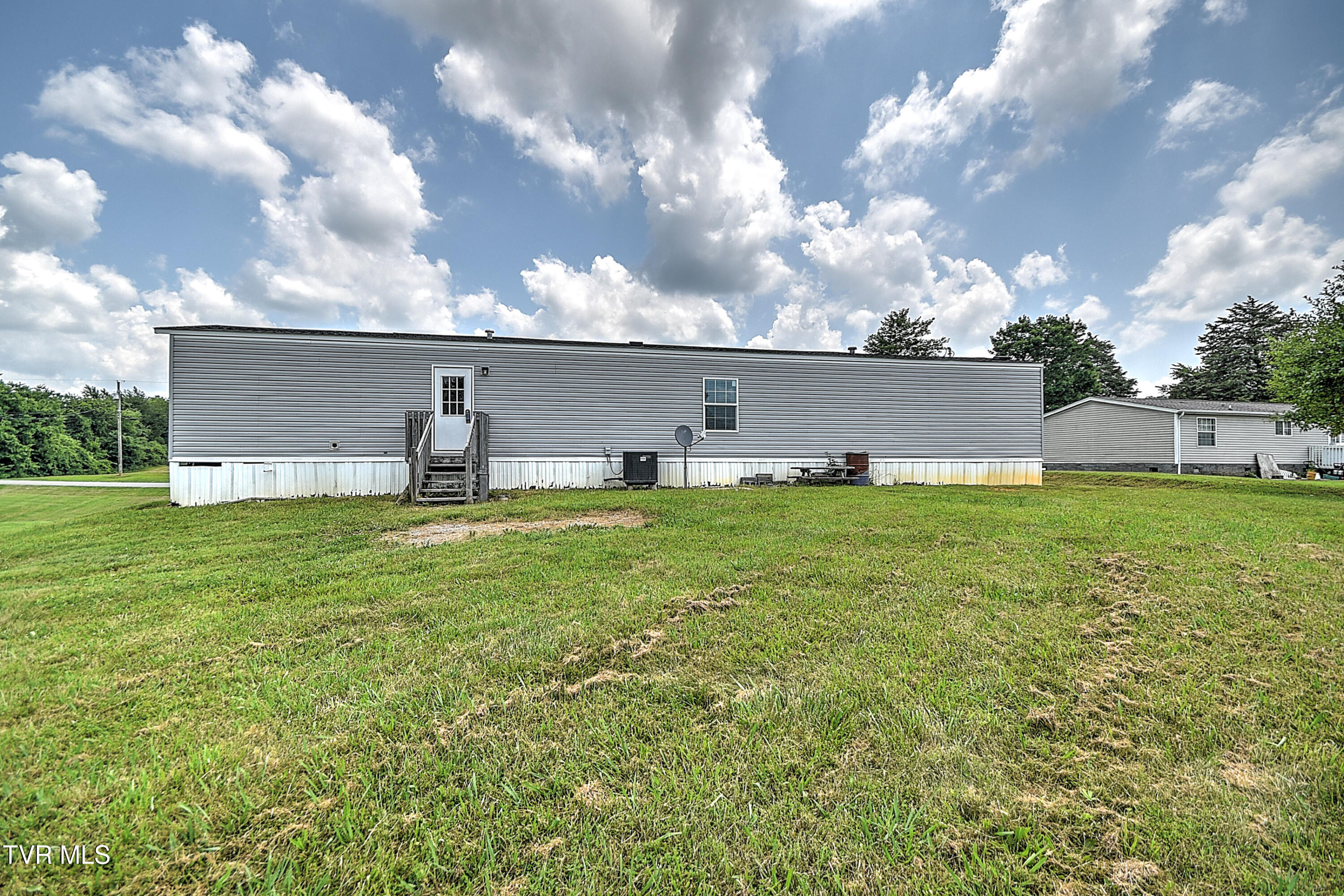 1085 Shackleford Road