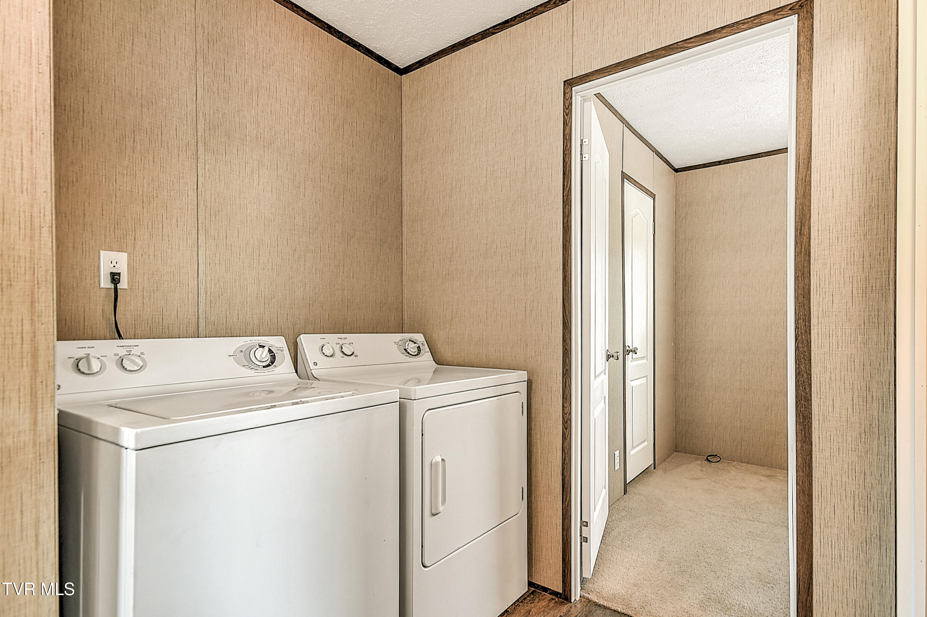 1085 Shackleford Road