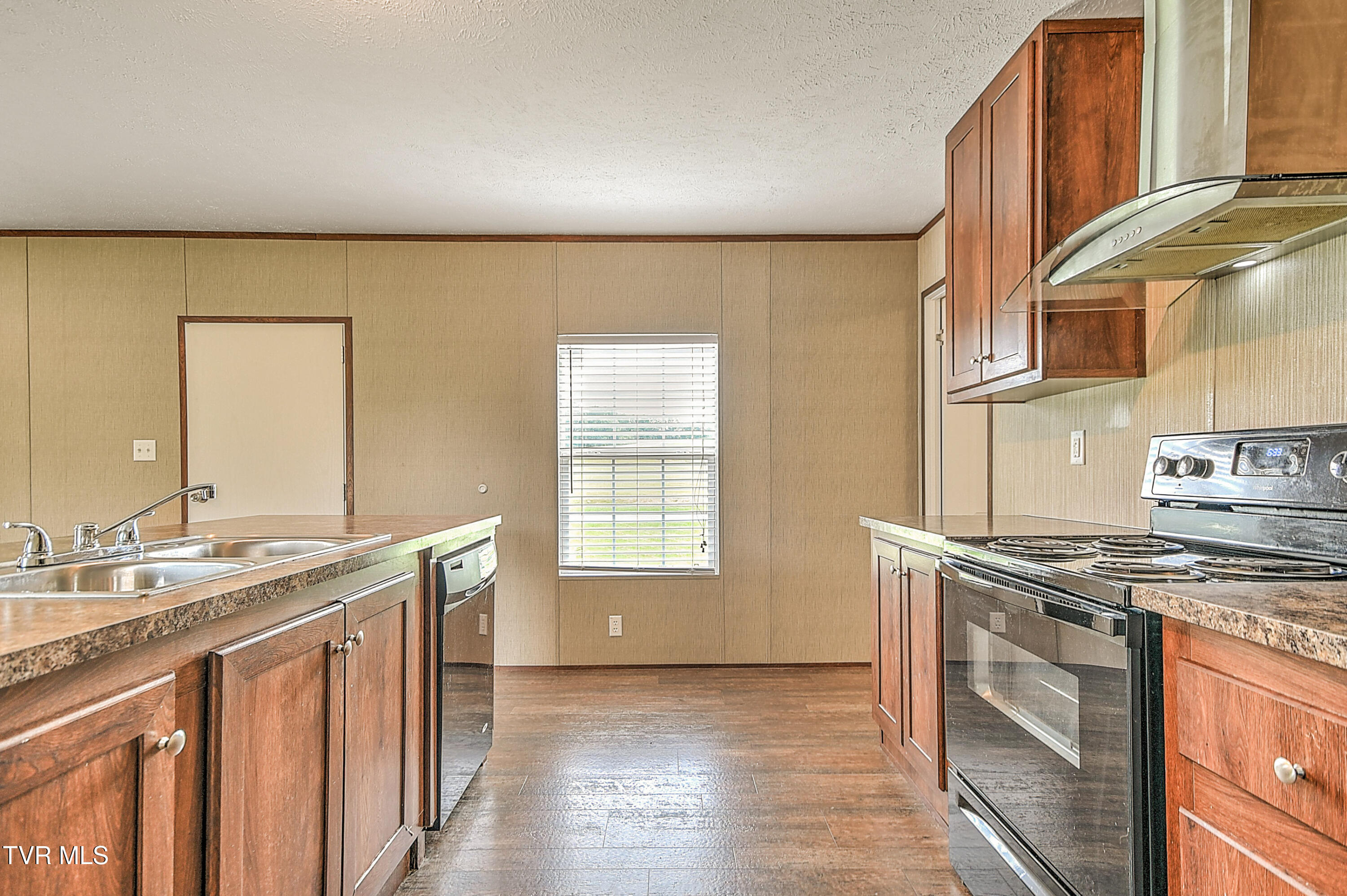 1085 Shackleford Road