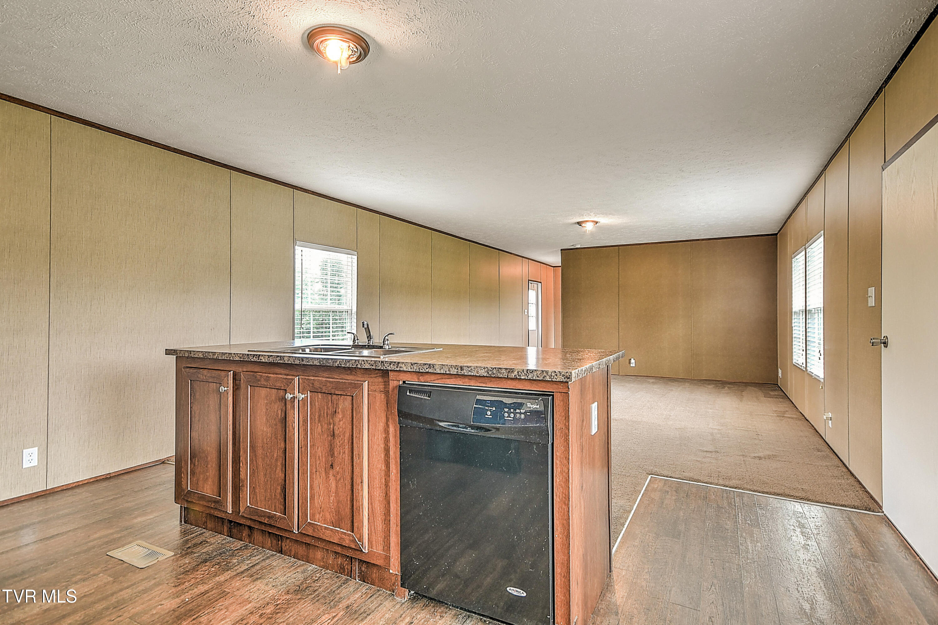 1085 Shackleford Road