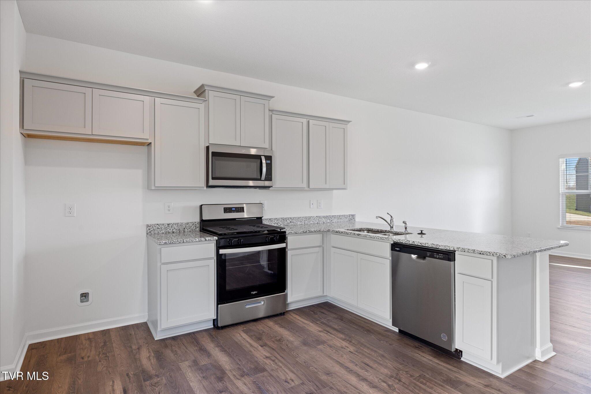 1231 Downing Place