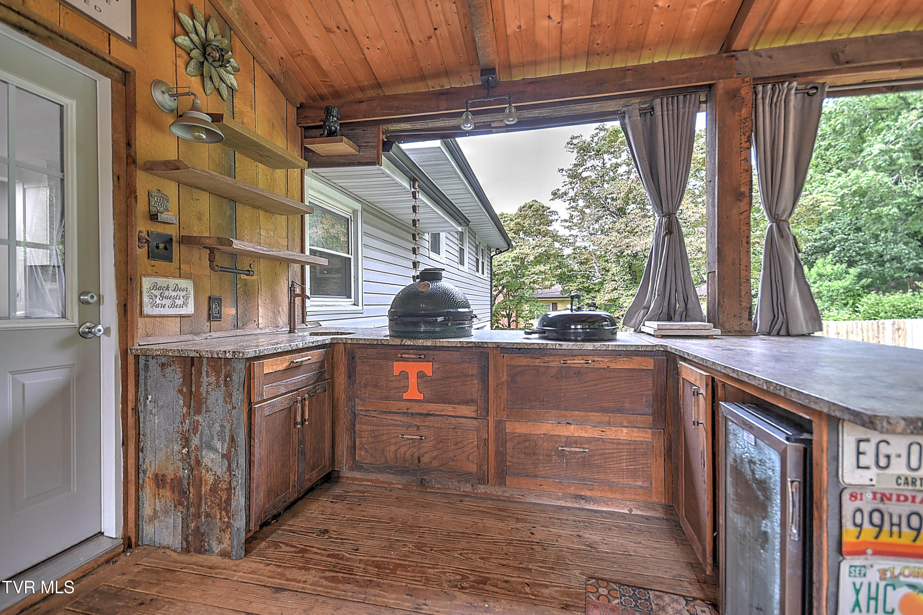 221 Woodbine Road