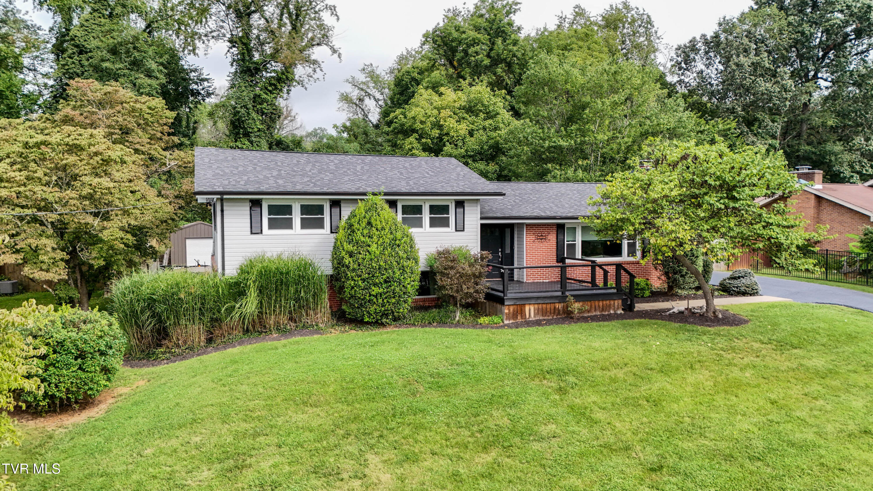 221 Woodbine Road