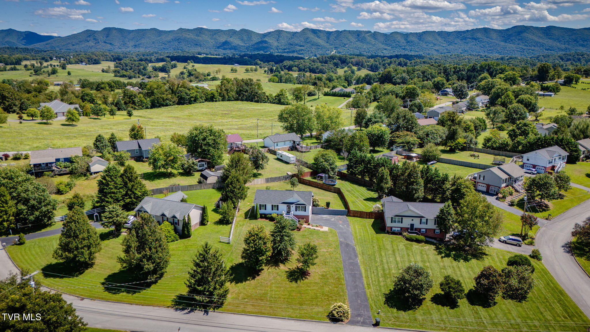 115 Mockingbird Place