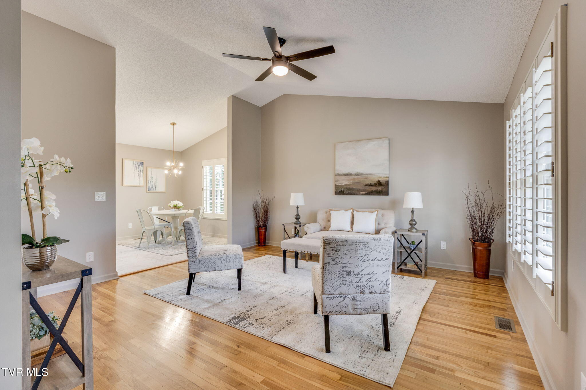 115 Mockingbird Place