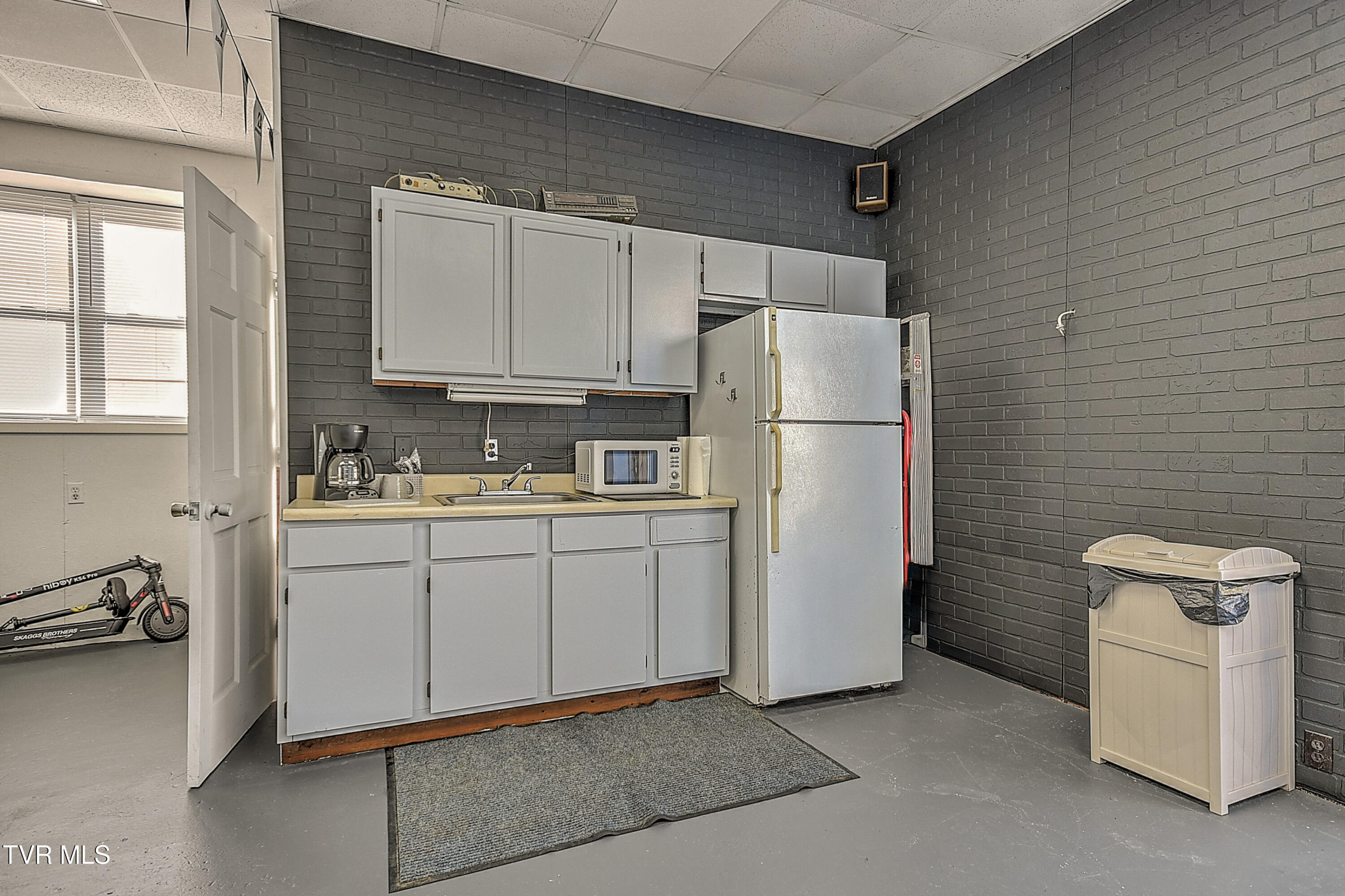 1124 5th Street Street, Bristol