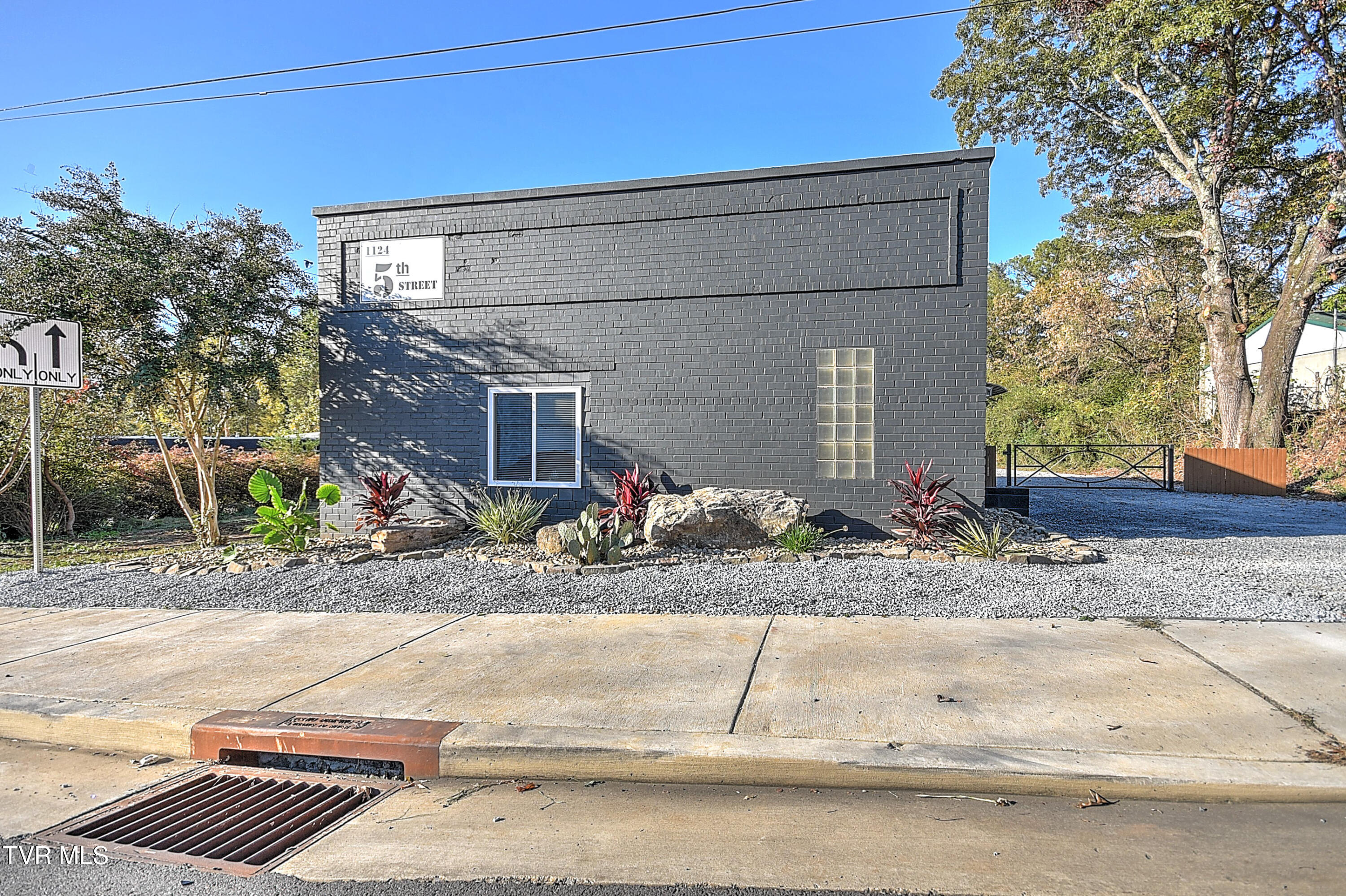 1124 5th Street Street, Bristol