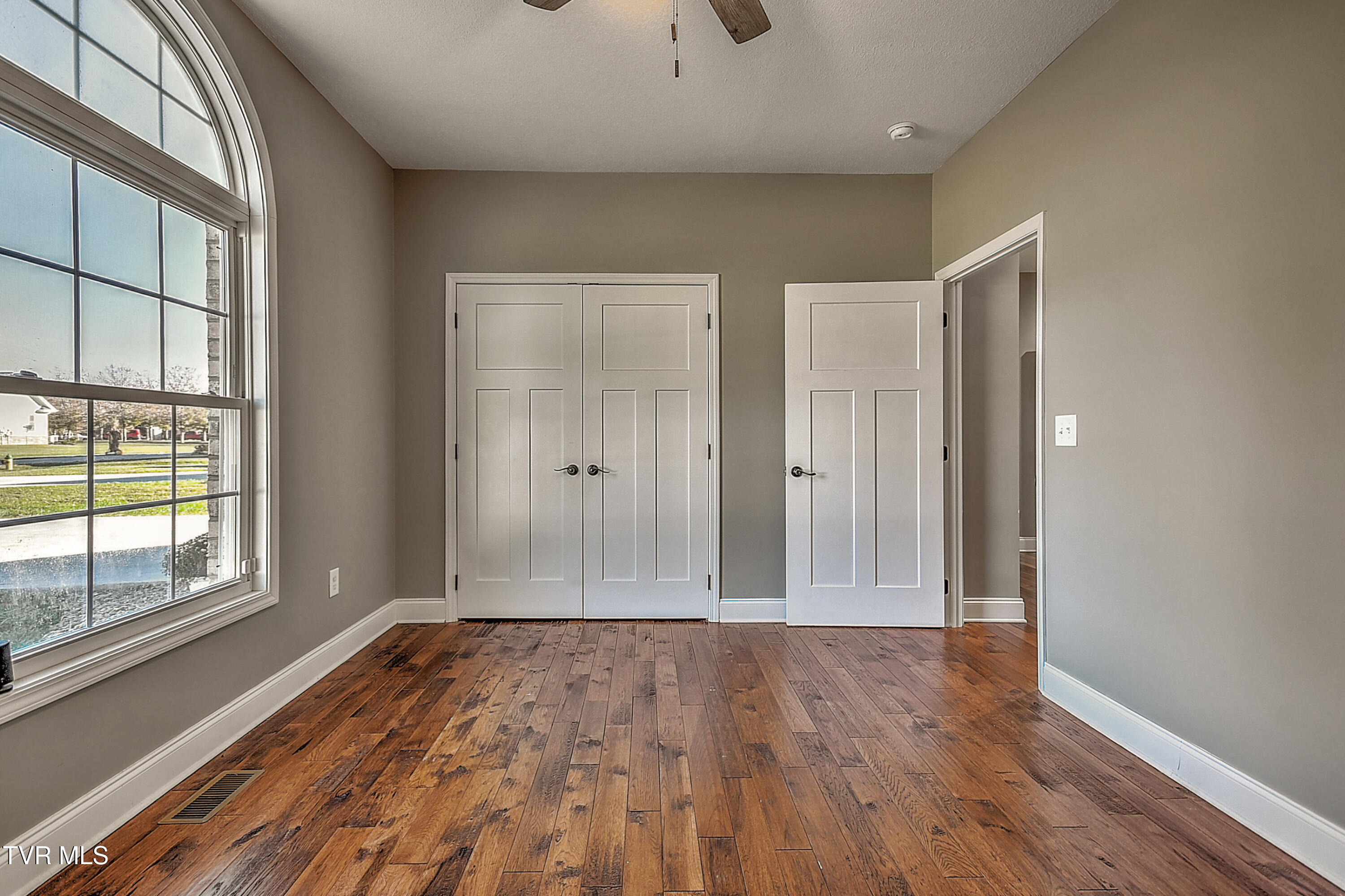 249 Oak View Circle, Bristol