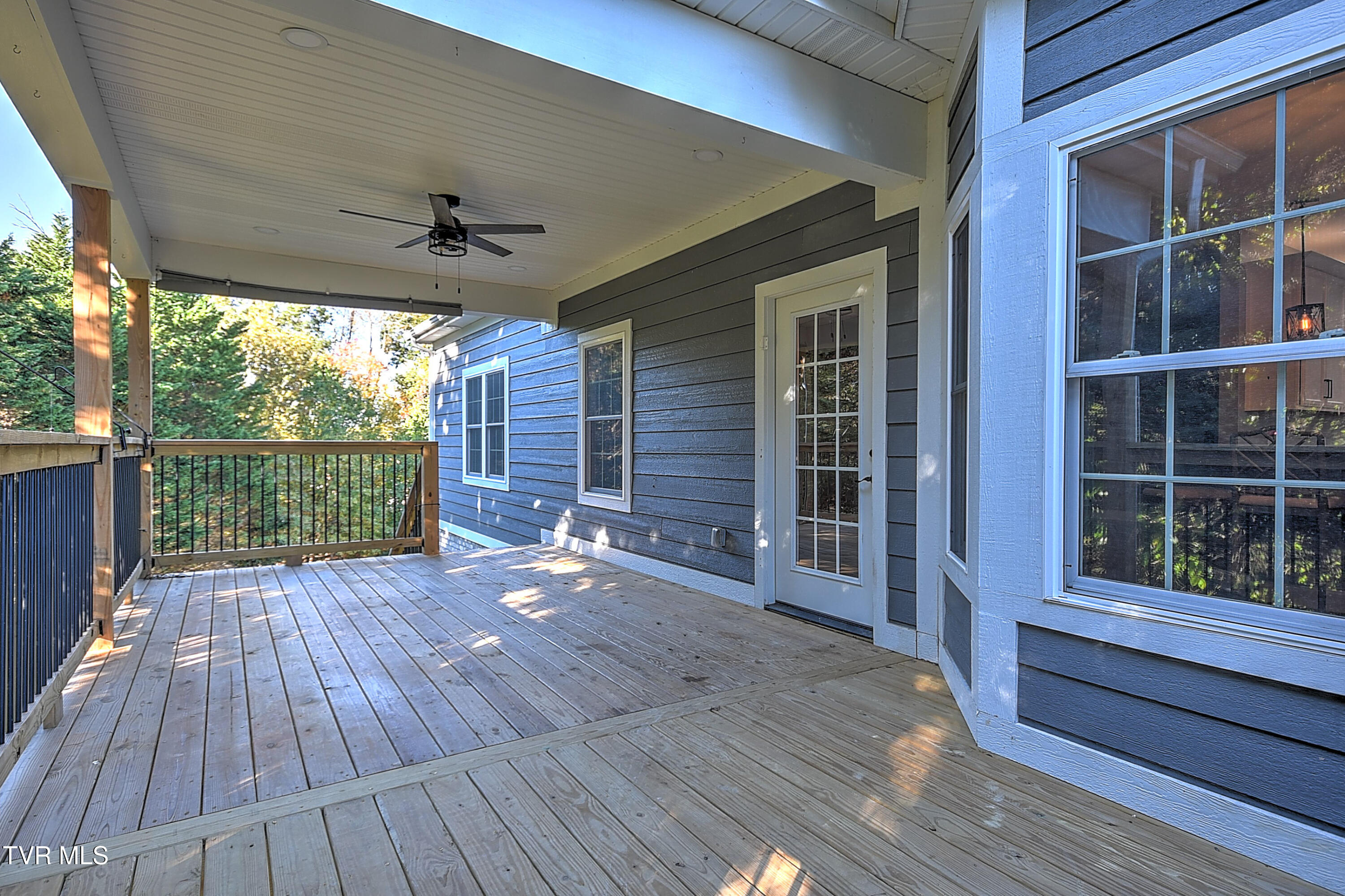 249 Oak View Circle, Bristol