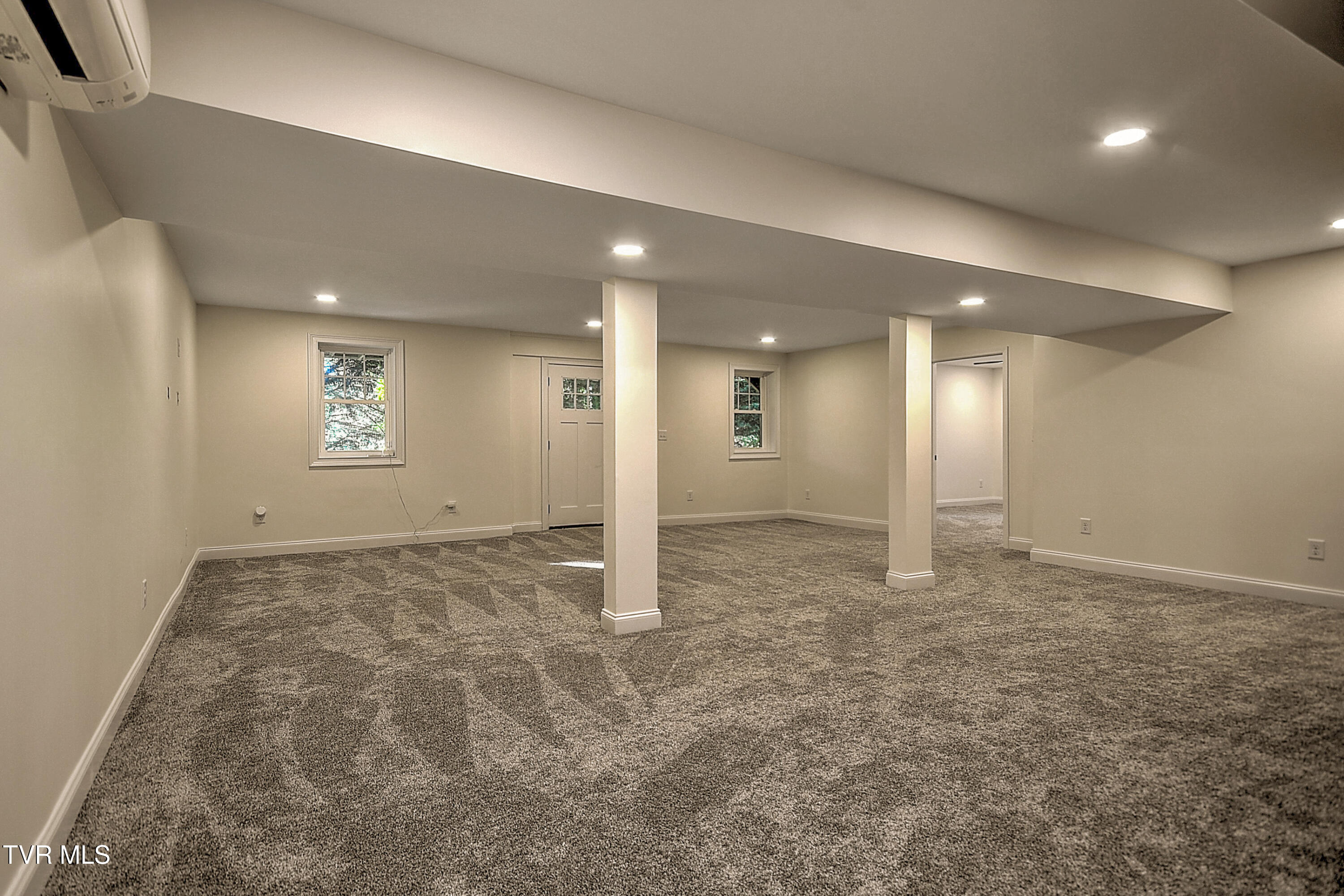 249 Oak View Circle, Bristol