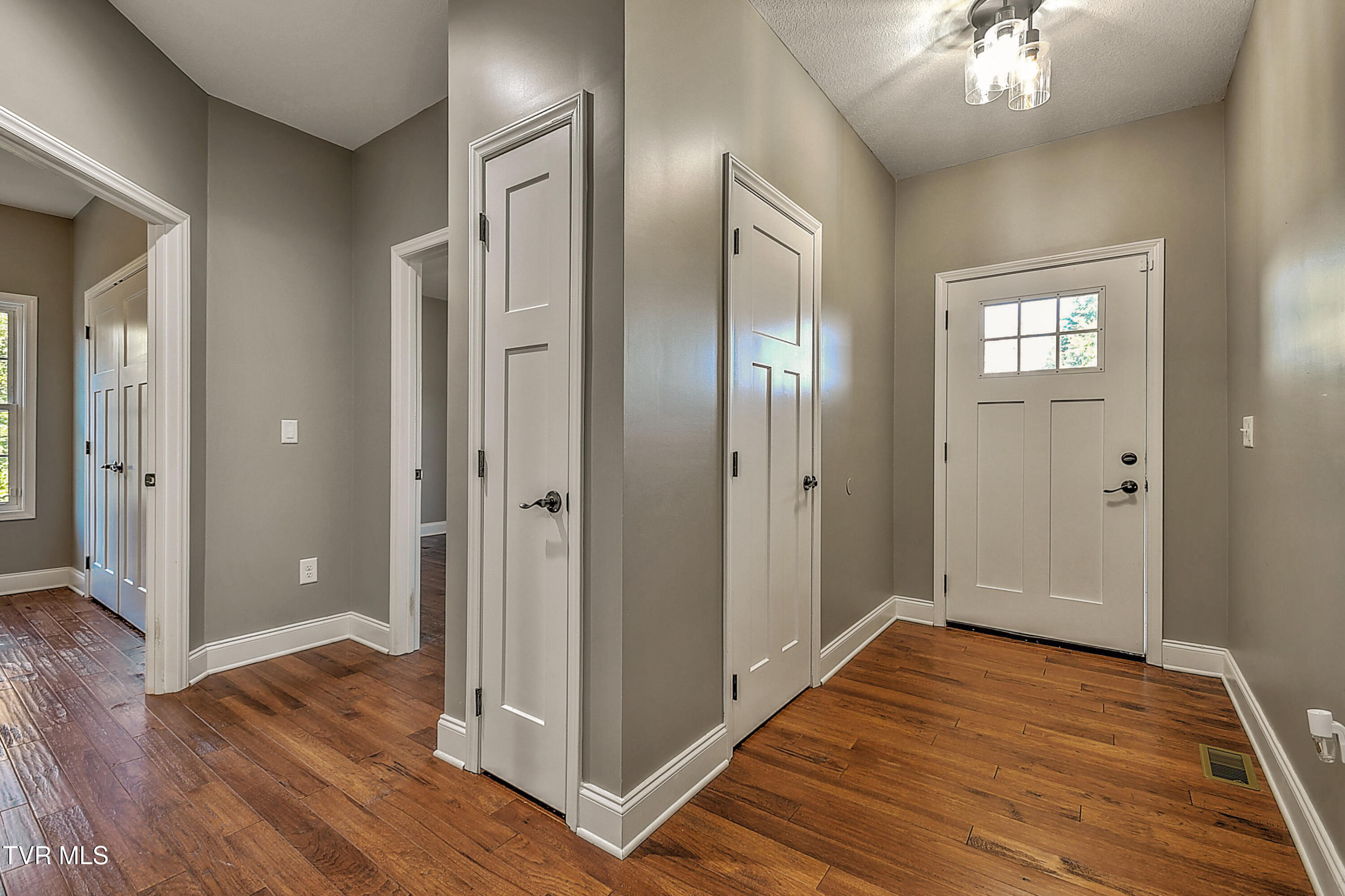 249 Oak View Circle, Bristol