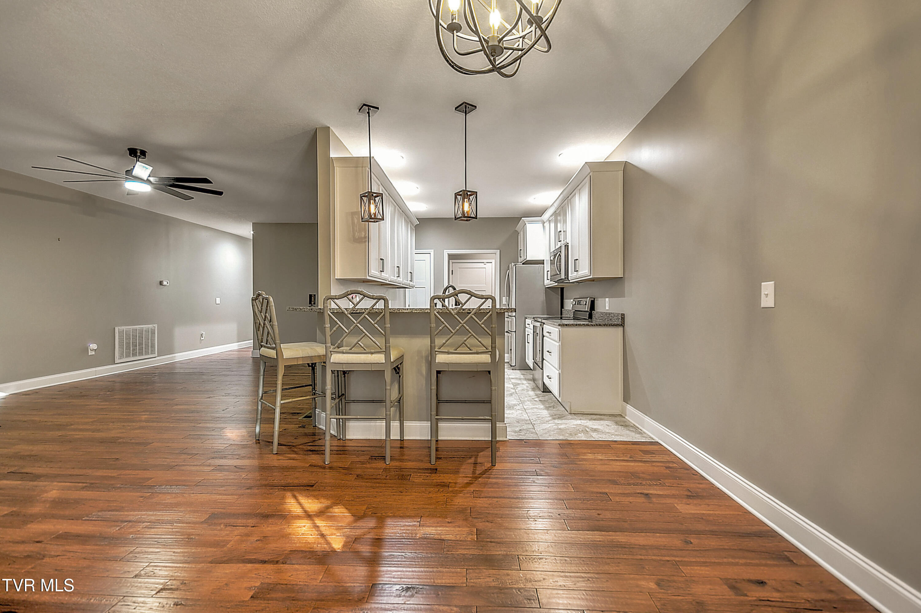 249 Oak View Circle, Bristol