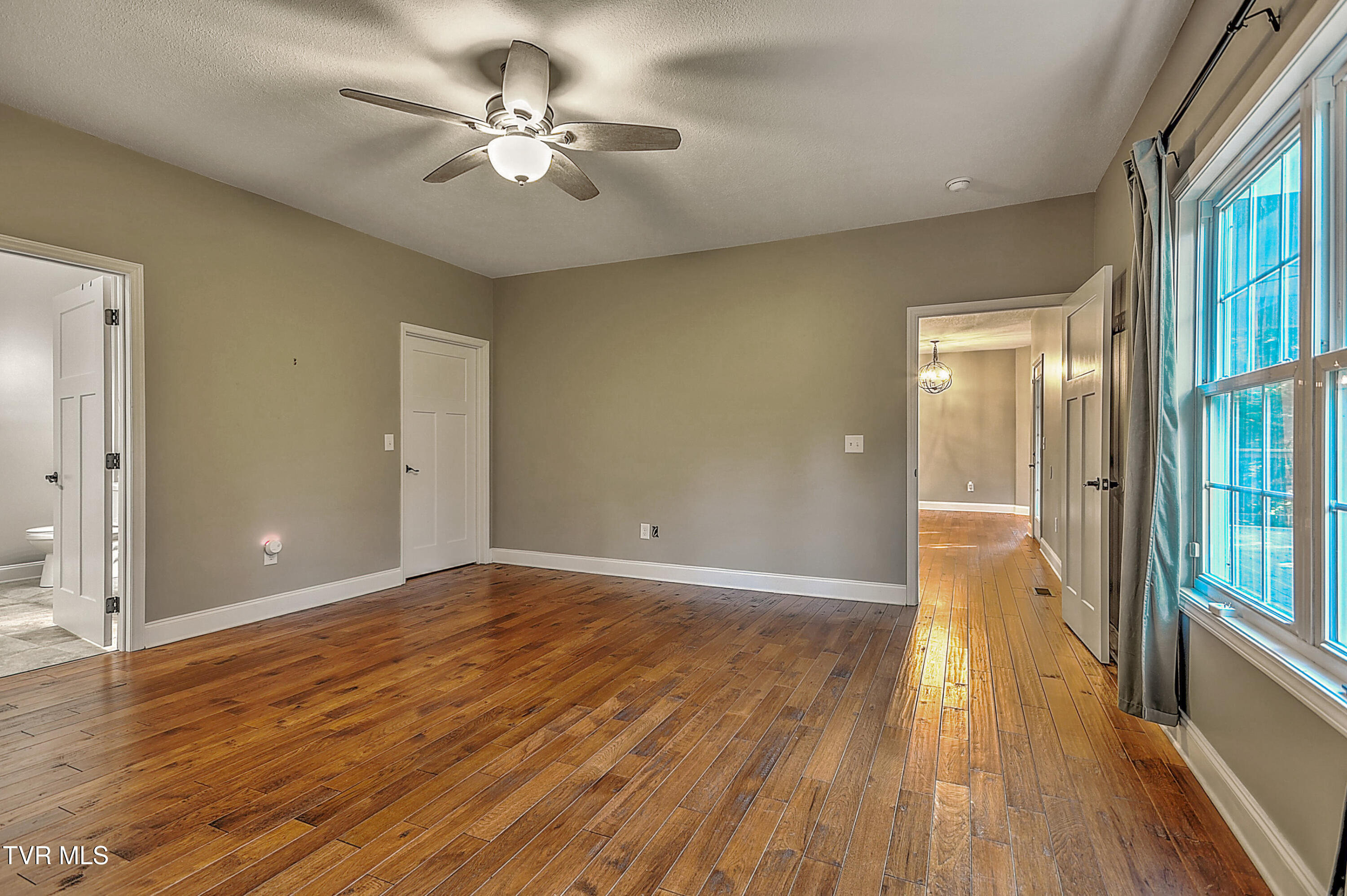 249 Oak View Circle, Bristol