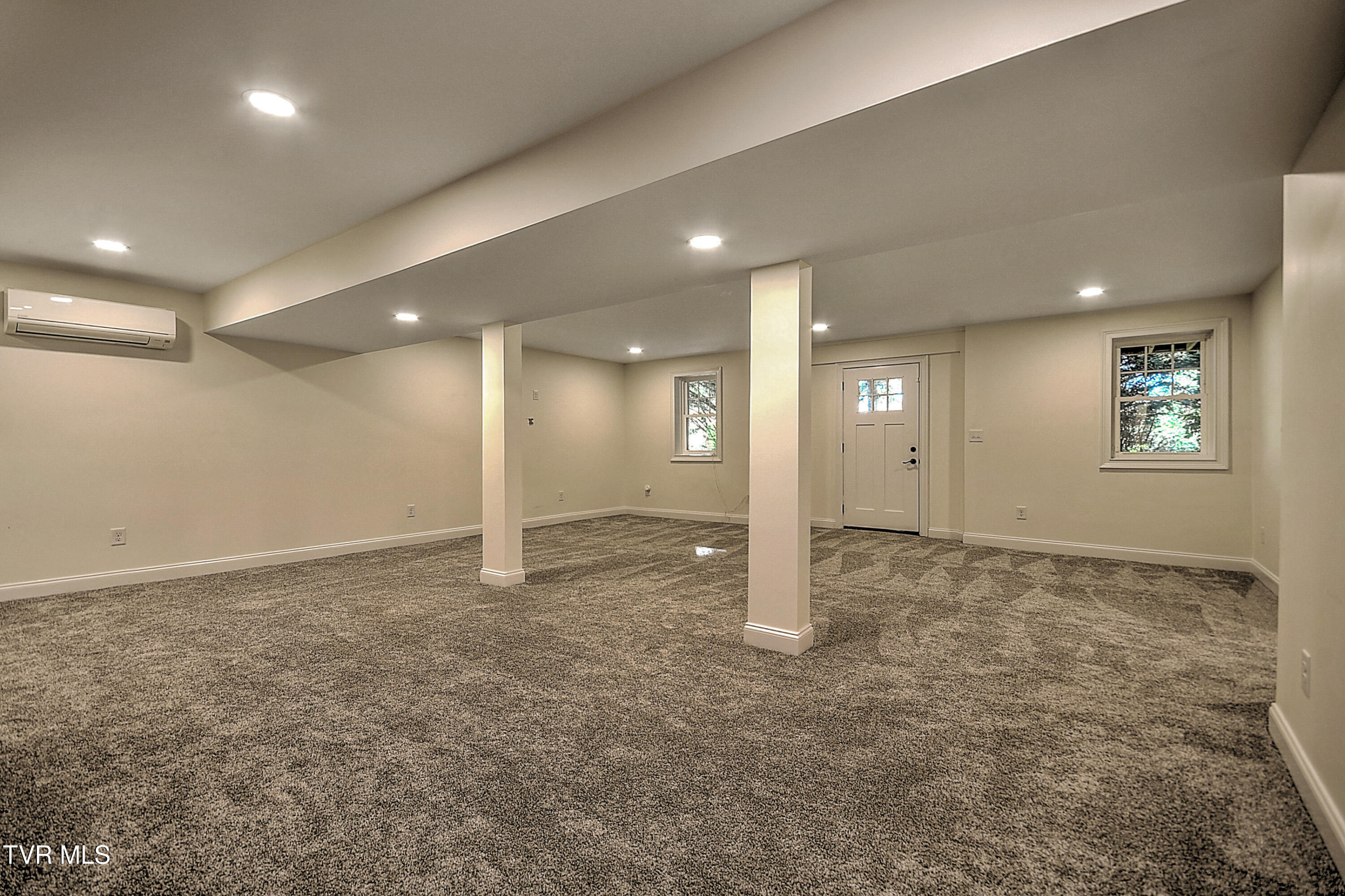 249 Oak View Circle, Bristol
