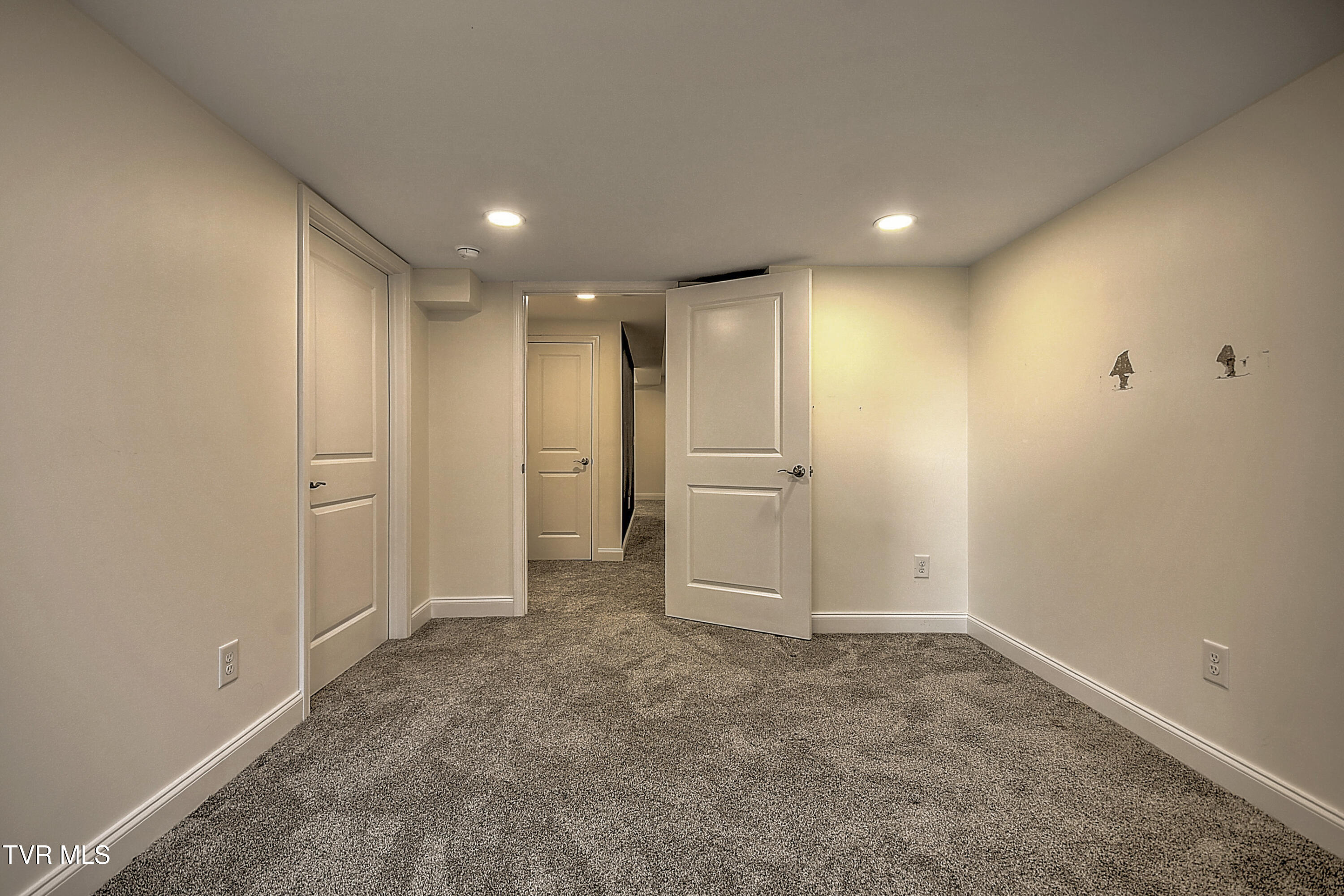 249 Oak View Circle, Bristol