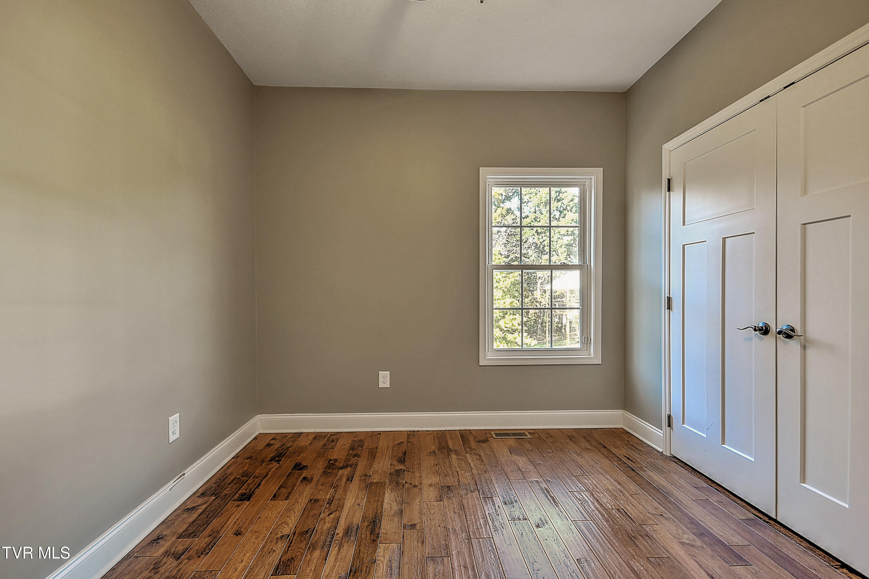 249 Oak View Circle, Bristol