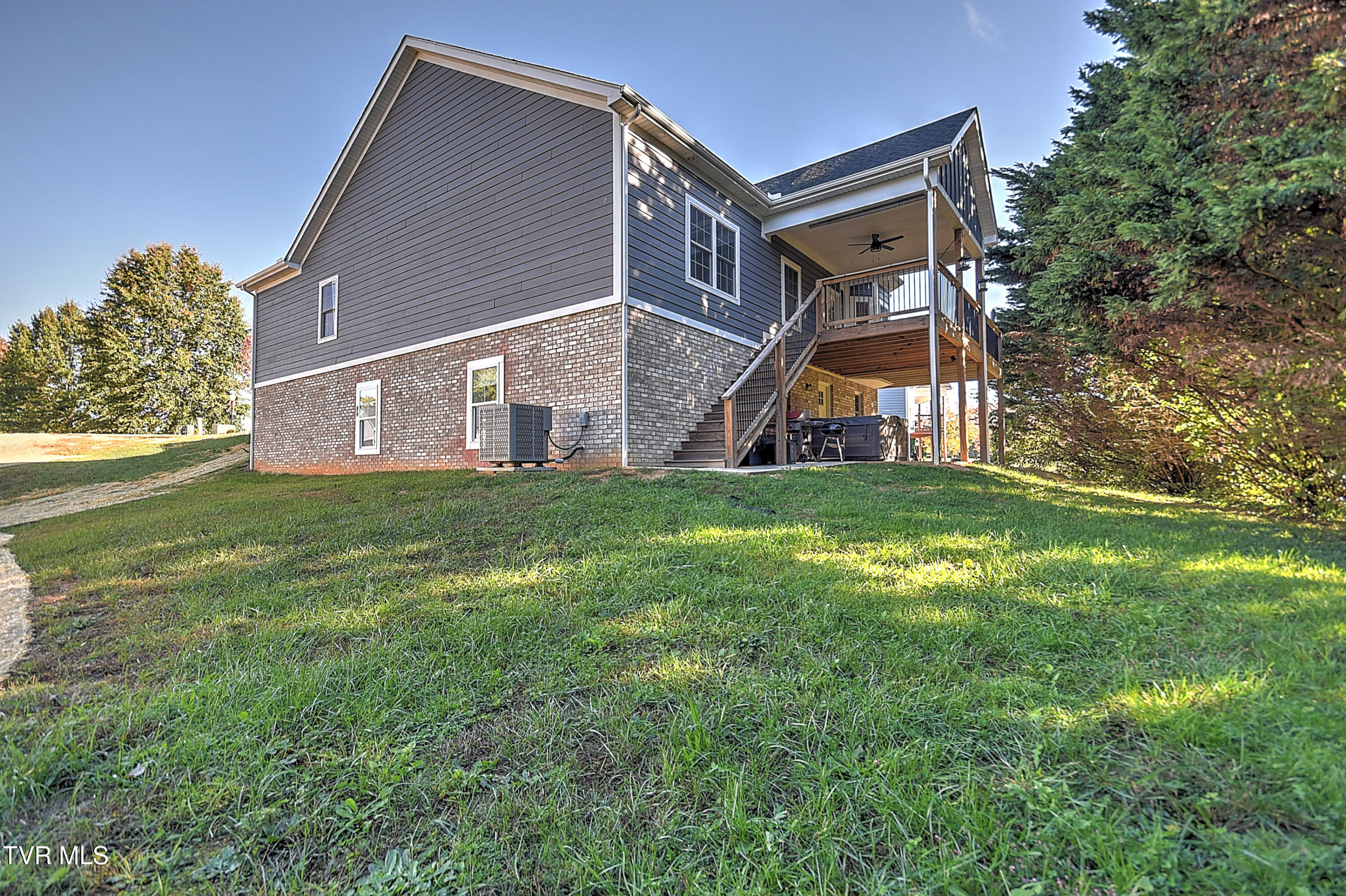 249 Oak View Circle, Bristol
