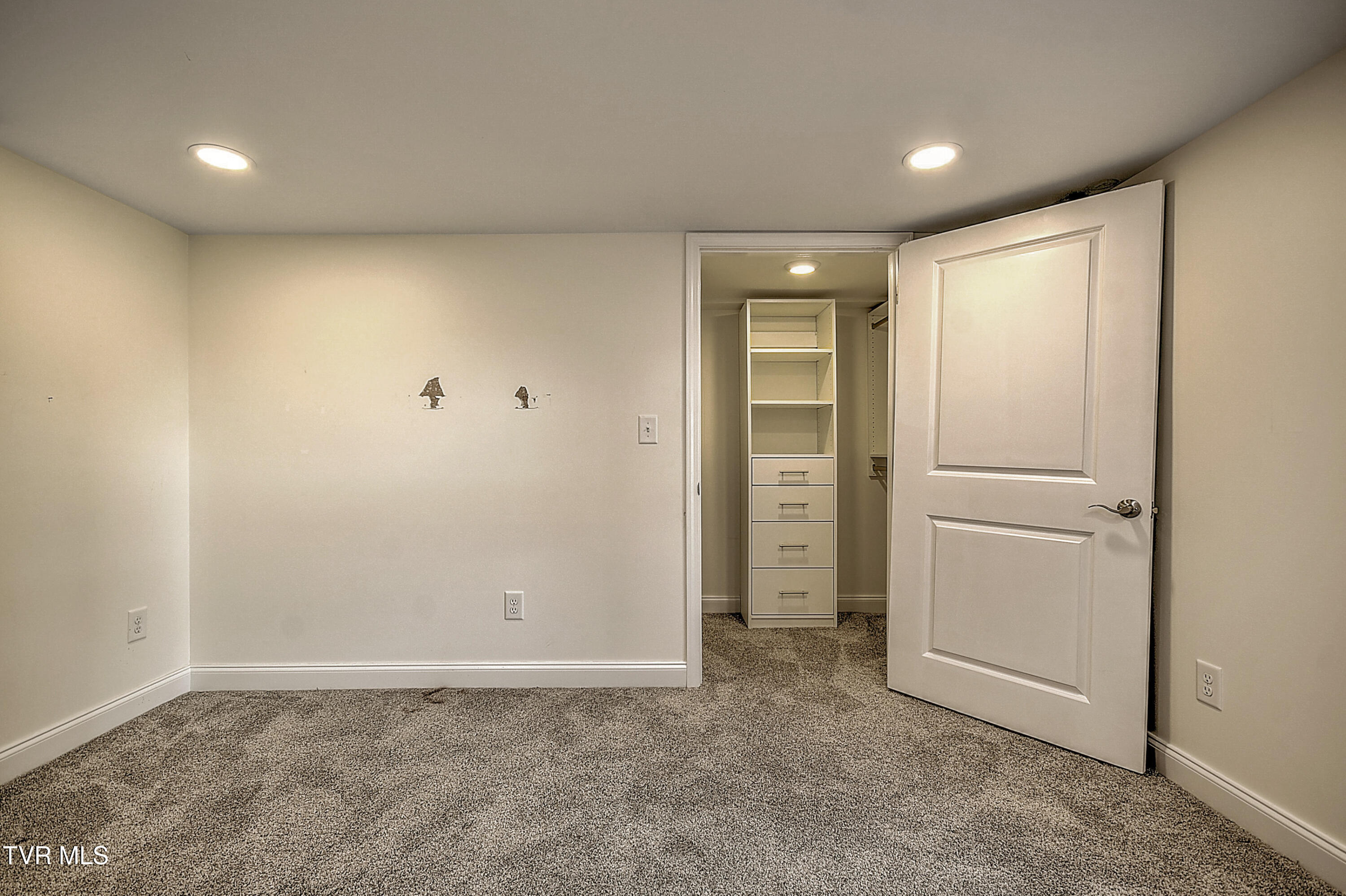 249 Oak View Circle, Bristol