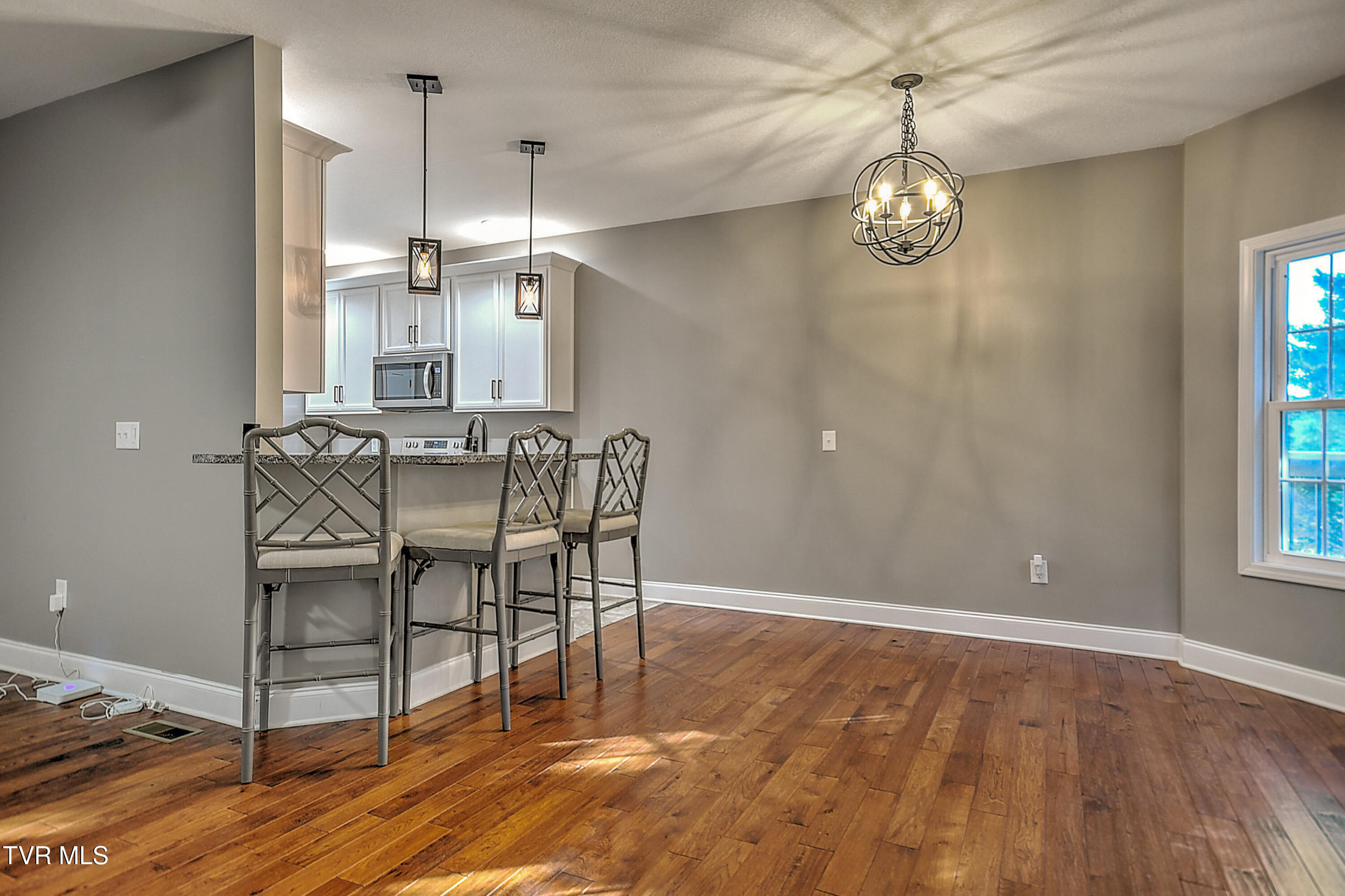 249 Oak View Circle, Bristol